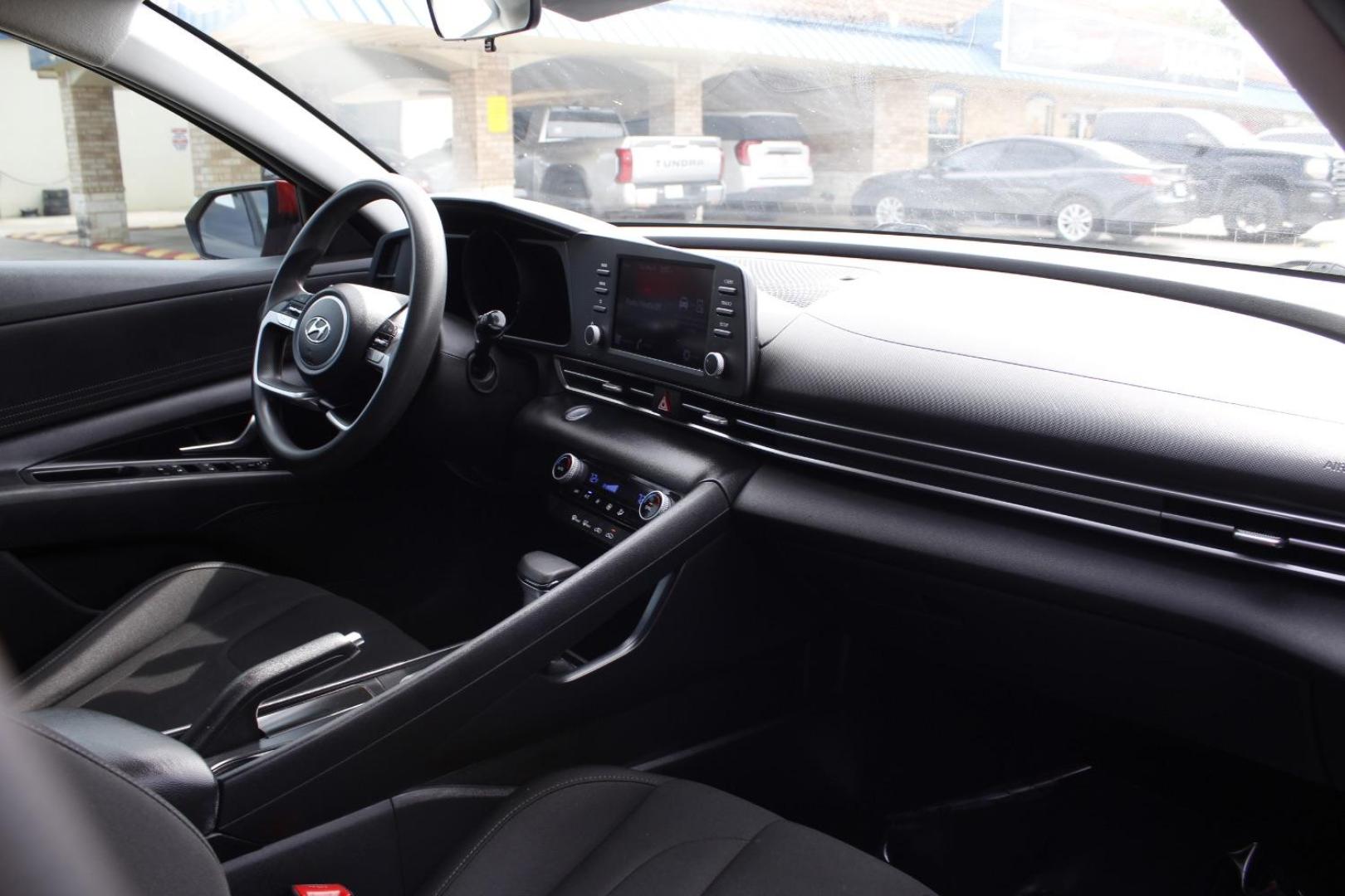 2021 red Hyundai Elantra SEL (5NPLM4AG7MH) with an 2.0L L4 DOHC 16V engine, 6-Speed Automatic transmission, located at 2401 E Main St., Grand Prairie, TX, 75050, (972) 262-4440, 32.748981, -96.969643 - Photo#12