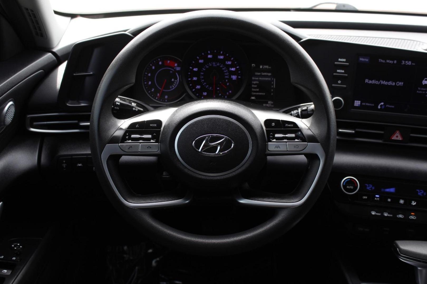 2021 red Hyundai Elantra SEL (5NPLM4AG7MH) with an 2.0L L4 DOHC 16V engine, 6-Speed Automatic transmission, located at 2401 E Main St., Grand Prairie, TX, 75050, (972) 262-4440, 32.748981, -96.969643 - Photo#21