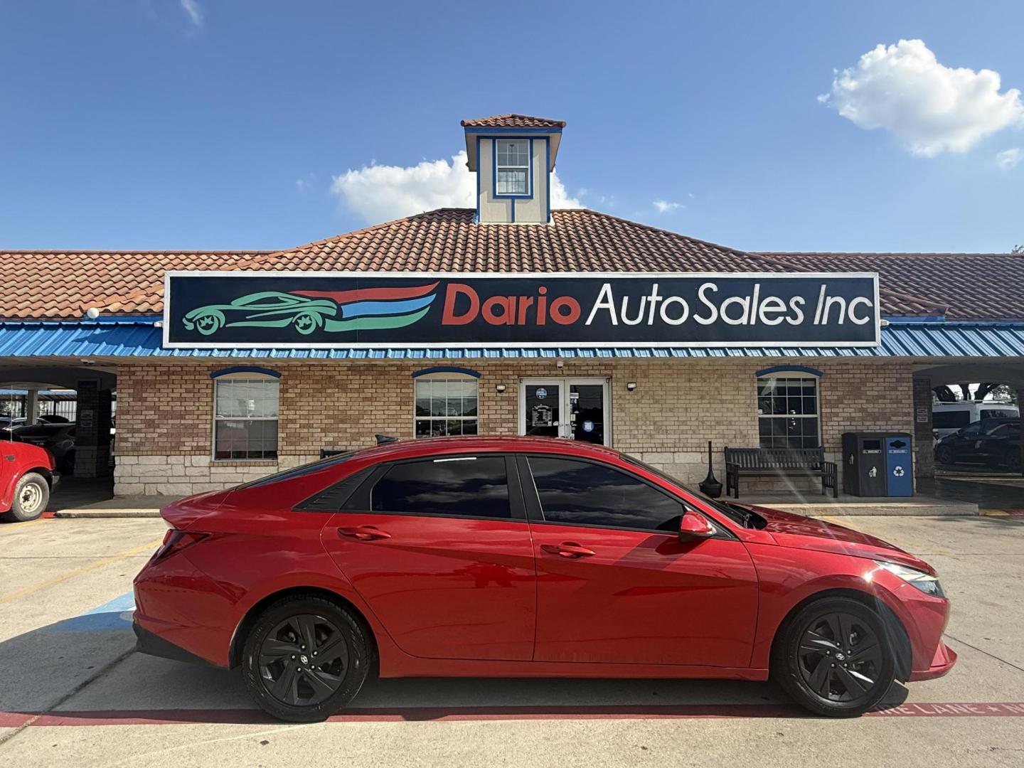 2021 Red Hyundai Elantra (5NPLM4AG7MH) with an 2.0L L4 DOHC 16V engine, located at 2401 E Main St., Grand Prairie, TX, 75050, (972) 262-4440, 32.748981, -96.969643 - Photo#15
