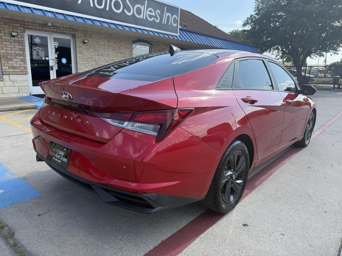 2021 Red Hyundai Elantra (5NPLM4AG7MH) with an 2.0L L4 DOHC 16V engine, located at 2401 E Main St., Grand Prairie, TX, 75050, (972) 262-4440, 32.748981, -96.969643 - Photo#30