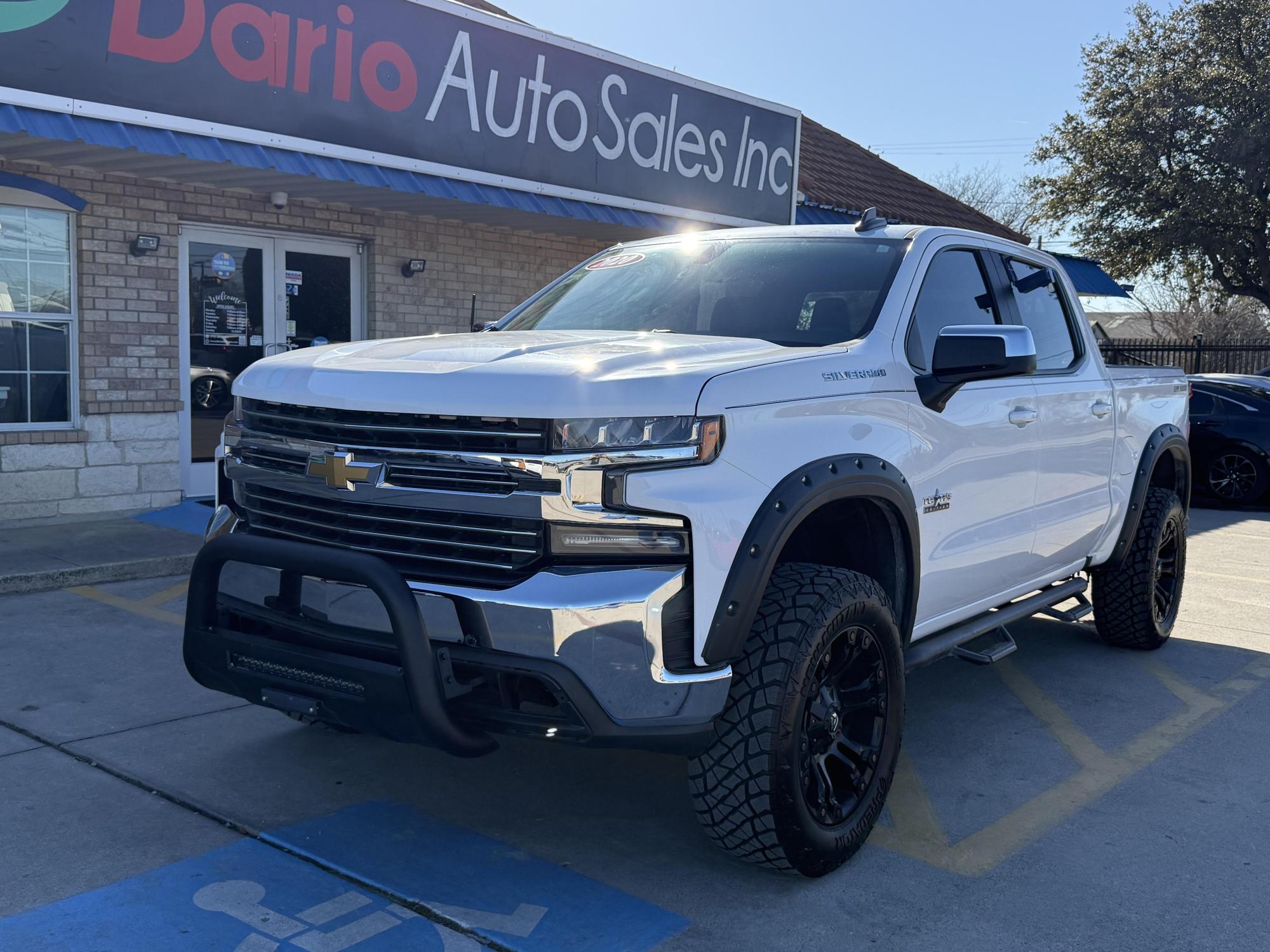 photo of 2020 Chevrolet Silverado 1500 LT Crew Cab 2WD
