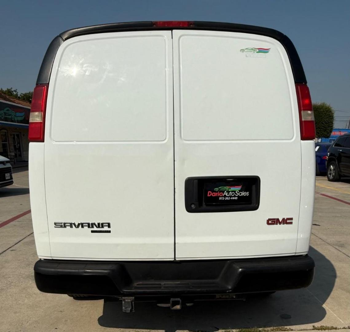 2014 WHITE GMC Savana G2500 Extended Cargo (1GTW7GCA7E1) with an 4.8L V8 OHV 16V FFV engine, 6-Speed Automatic transmission, located at 2401 E Main St., Grand Prairie, TX, 75050, (972) 262-4440, 32.748981, -96.969643 - Photo#7