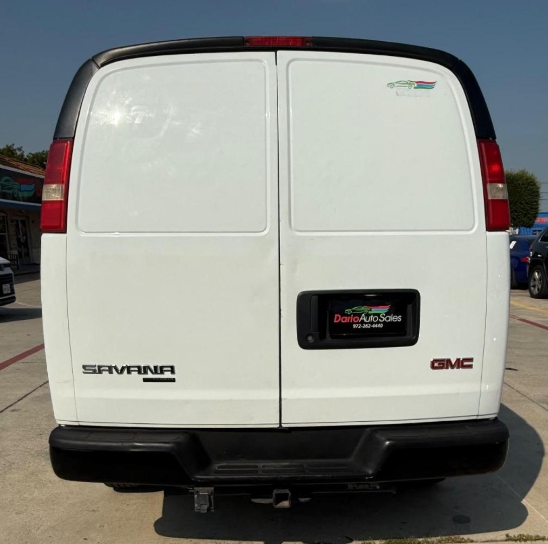 2014 WHITE GMC Savana G2500 Extended Cargo (1GTW7GCA7E1) with an 4.8L V8 OHV 16V FFV engine, 6-Speed Automatic transmission, located at 2401 E Main St., Grand Prairie, TX, 75050, (972) 262-4440, 32.748981, -96.969643 - Photo#8