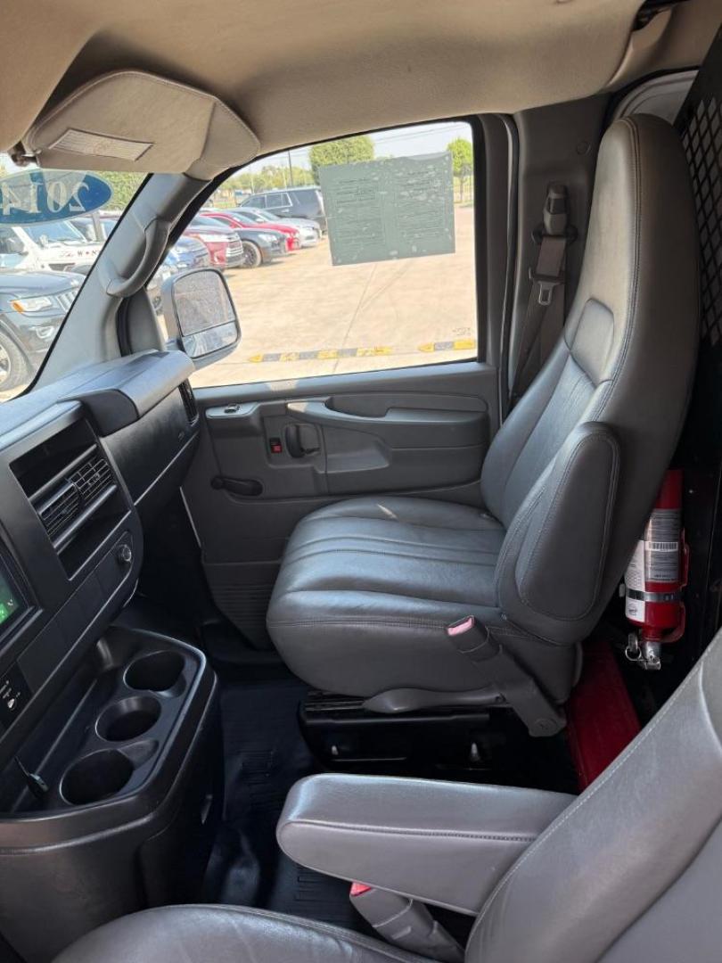 2014 WHITE GMC Savana G2500 Extended Cargo (1GTW7GCA7E1) with an 4.8L V8 OHV 16V FFV engine, 6-Speed Automatic transmission, located at 2401 E Main St., Grand Prairie, TX, 75050, (972) 262-4440, 32.748981, -96.969643 - Photo#21