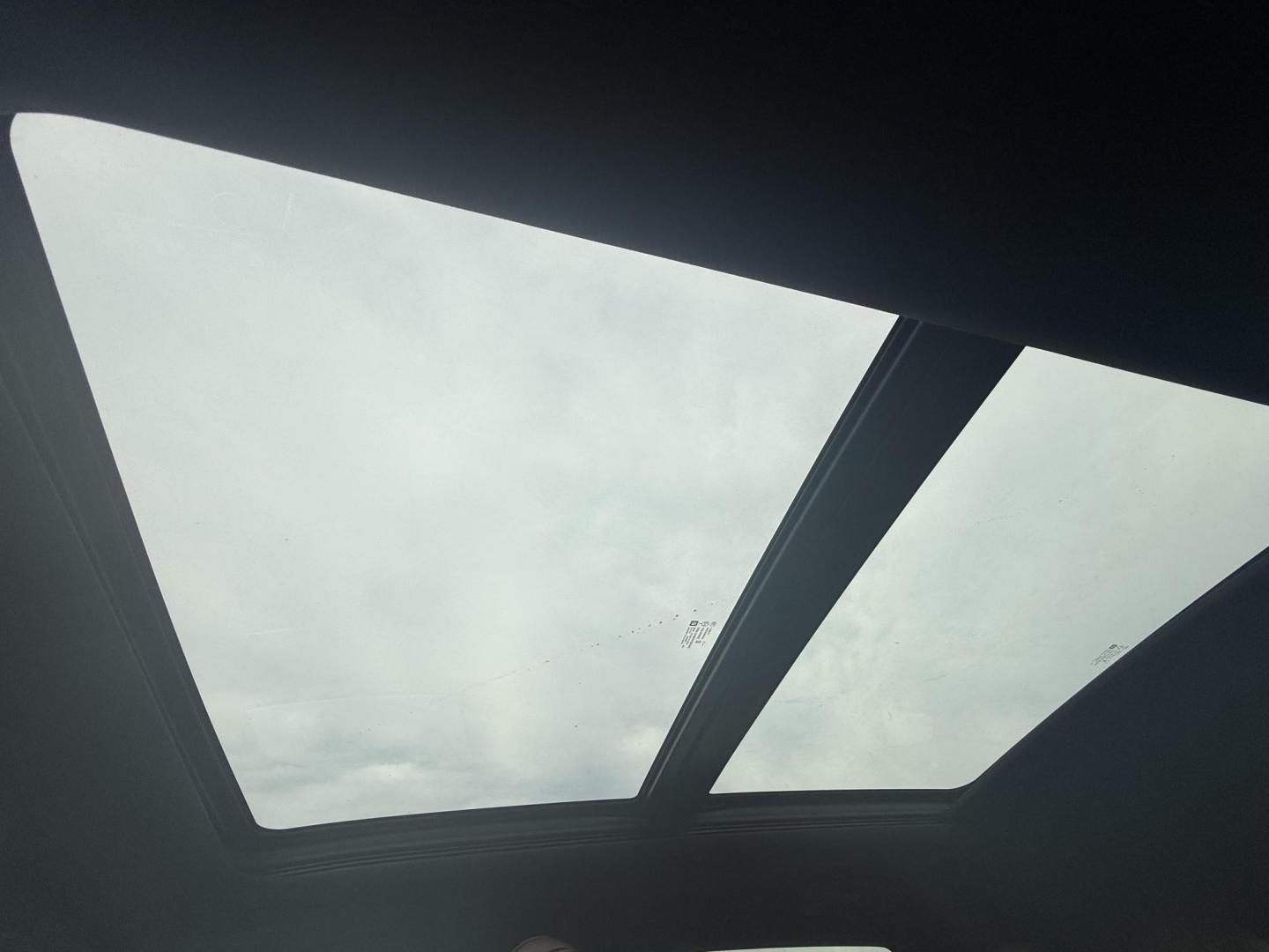 2021 Blue Cadillac Xt5 (1GYKNCRS9MZ) with an 3.6L V6 DOHC 24V engine, located at 2401 E Main St., Grand Prairie, TX, 75050, (972) 262-4440, 32.748981, -96.969643 - Photo#21