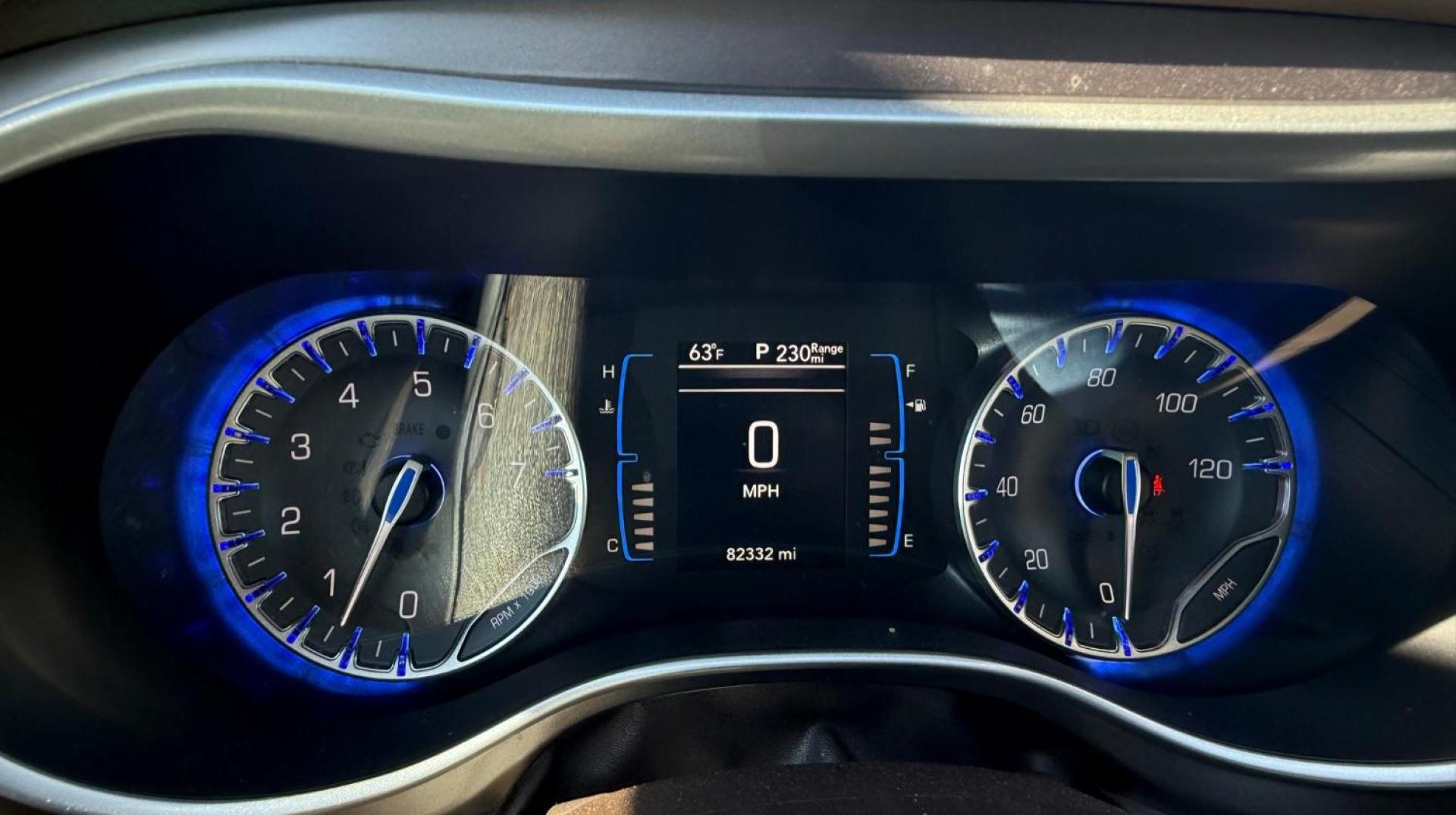 2017 Gray Chrysler Pacifica Touring-L (2C4RC1BG3HR) with an 3.6L V6 DOHC 24V engine, 9-Speed Automatic transmission, located at 2401 E Main St., Grand Prairie, TX, 75050, (972) 262-4440, 32.748981, -96.969643 - Photo#18