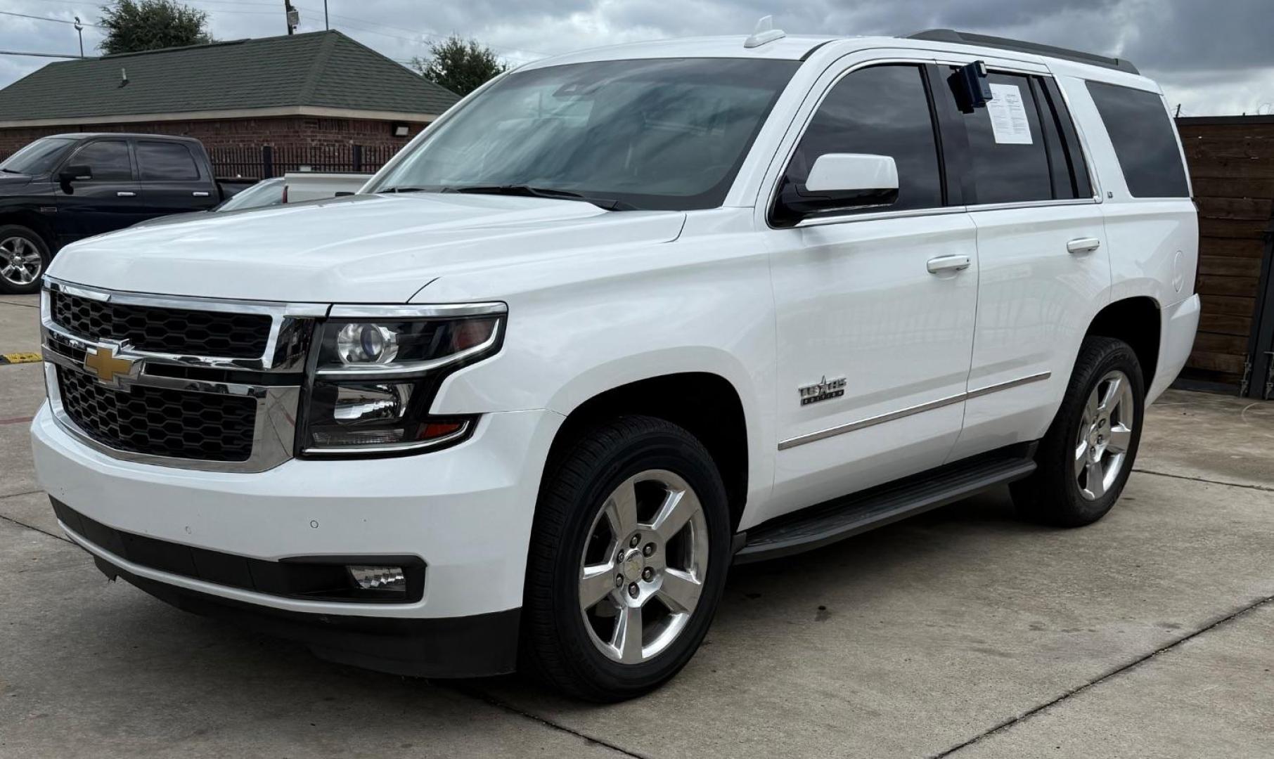2015 White Chevrolet Tahoe LT (1GNSCBKC4FR) , located at 2401 E Main St., Grand Prairie, TX, 75050, (972) 262-4440, 32.748981, -96.969643 - Photo#2