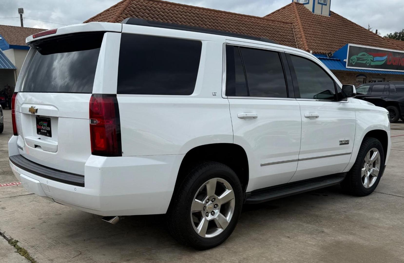2015 White Chevrolet Tahoe LT (1GNSCBKC4FR) , located at 2401 E Main St., Grand Prairie, TX, 75050, (972) 262-4440, 32.748981, -96.969643 - Photo#12