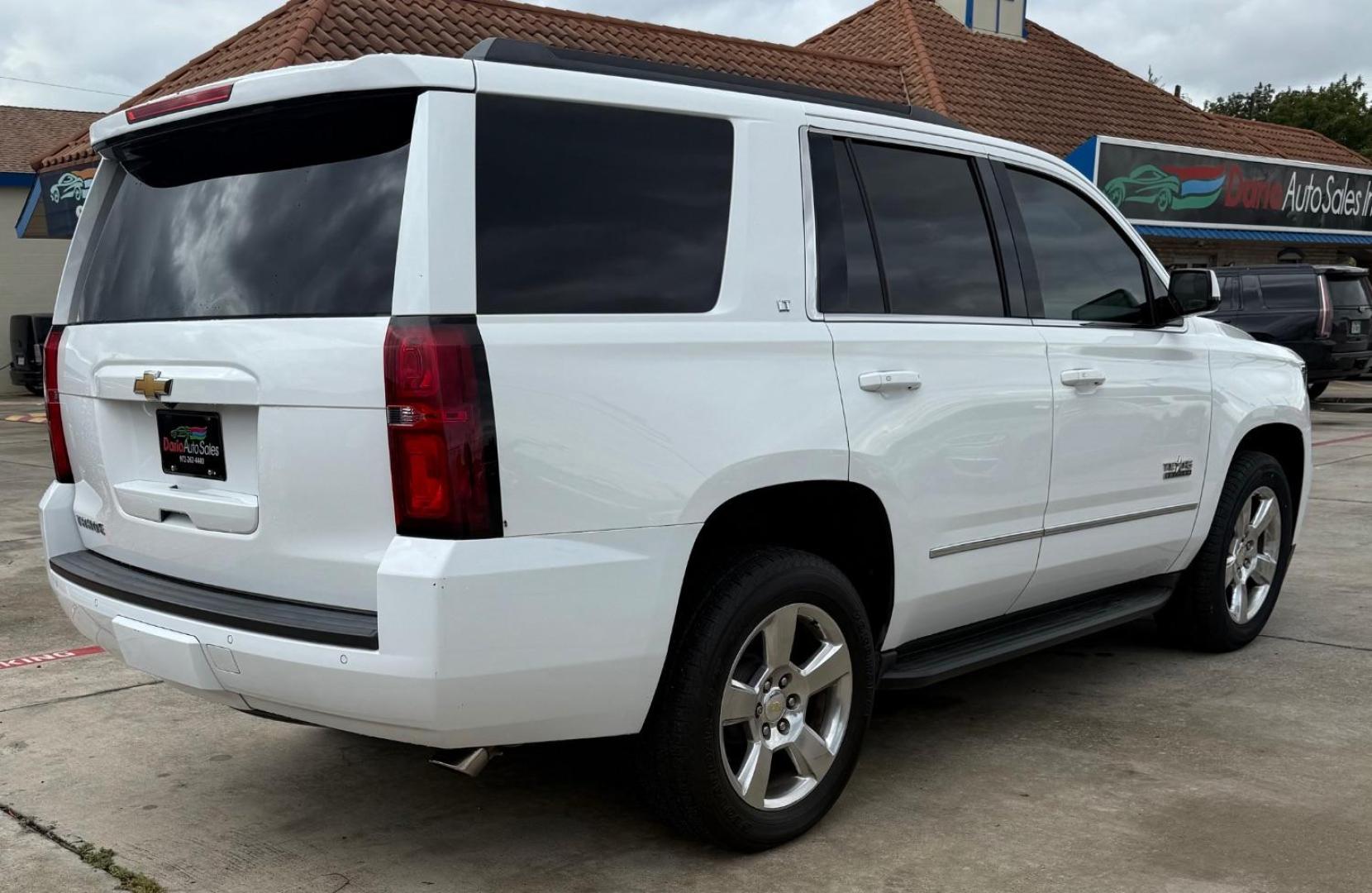 2015 White Chevrolet Tahoe LT (1GNSCBKC4FR) , located at 2401 E Main St., Grand Prairie, TX, 75050, (972) 262-4440, 32.748981, -96.969643 - Photo#13