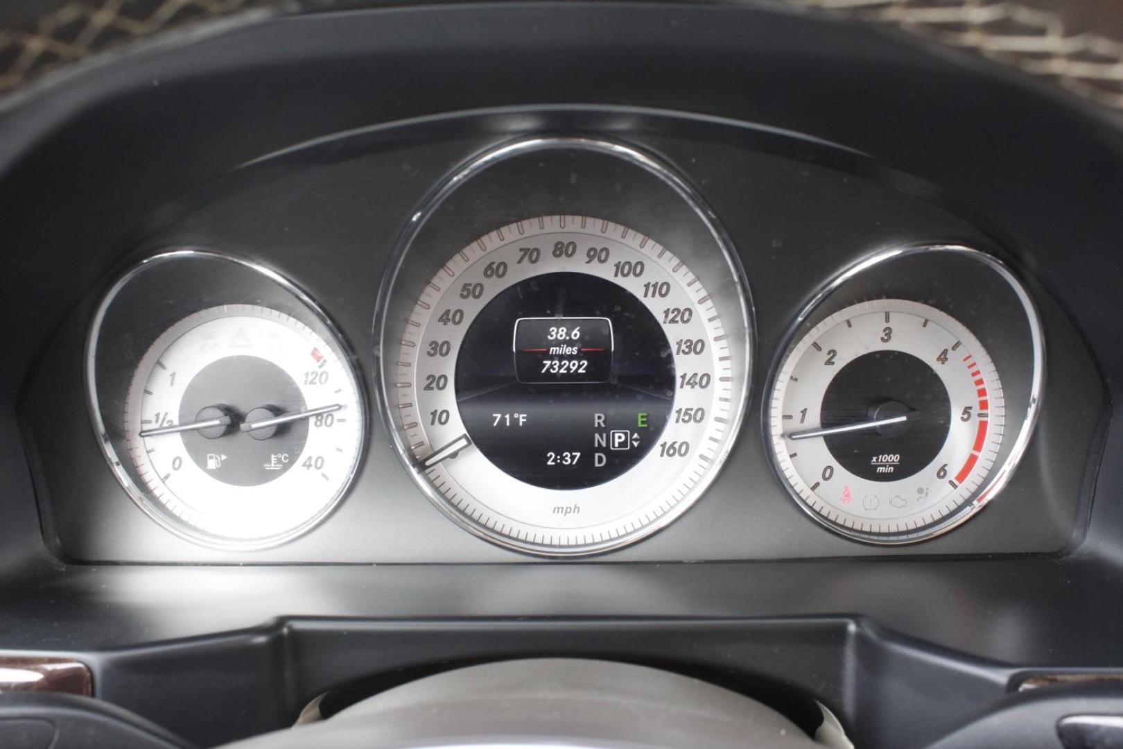 2015 Blue Mercedes-Benz GLK-Class GLK250 BlueTEC 4MATIC (WDCGG0EB9FG) with an 2.1L engine, 7-Speed Automatic transmission, located at 2401 E Main St., Grand Prairie, TX, 75050, (972) 262-4440, 32.748981, -96.969643 - Photo#23