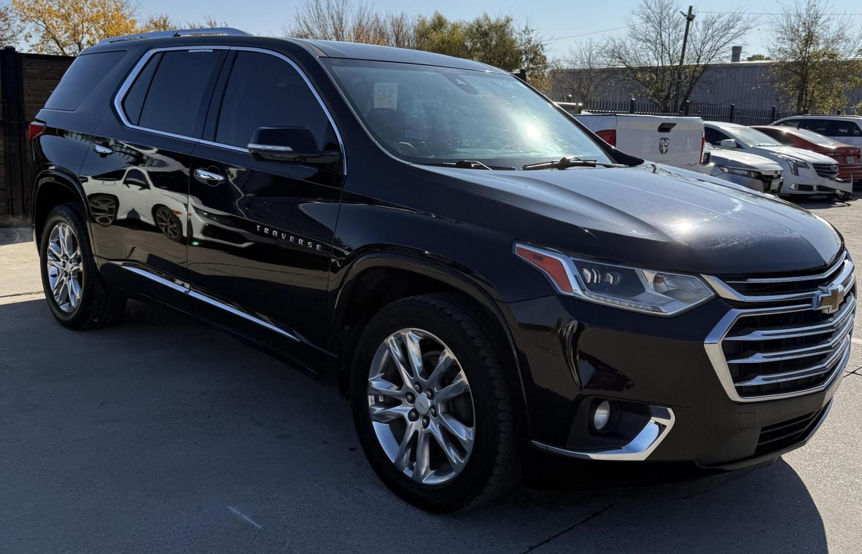2018 Black Chevrolet Traverse (1GNEVKKW3JJ) , located at 2401 E Main St., Grand Prairie, TX, 75050, (972) 262-4440, 32.748981, -96.969643 - Photo#10