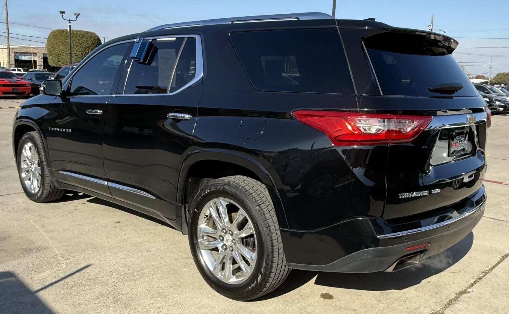 2018 Black Chevrolet Traverse (1GNEVKKW3JJ) , located at 2401 E Main St., Grand Prairie, TX, 75050, (972) 262-4440, 32.748981, -96.969643 - Photo#3