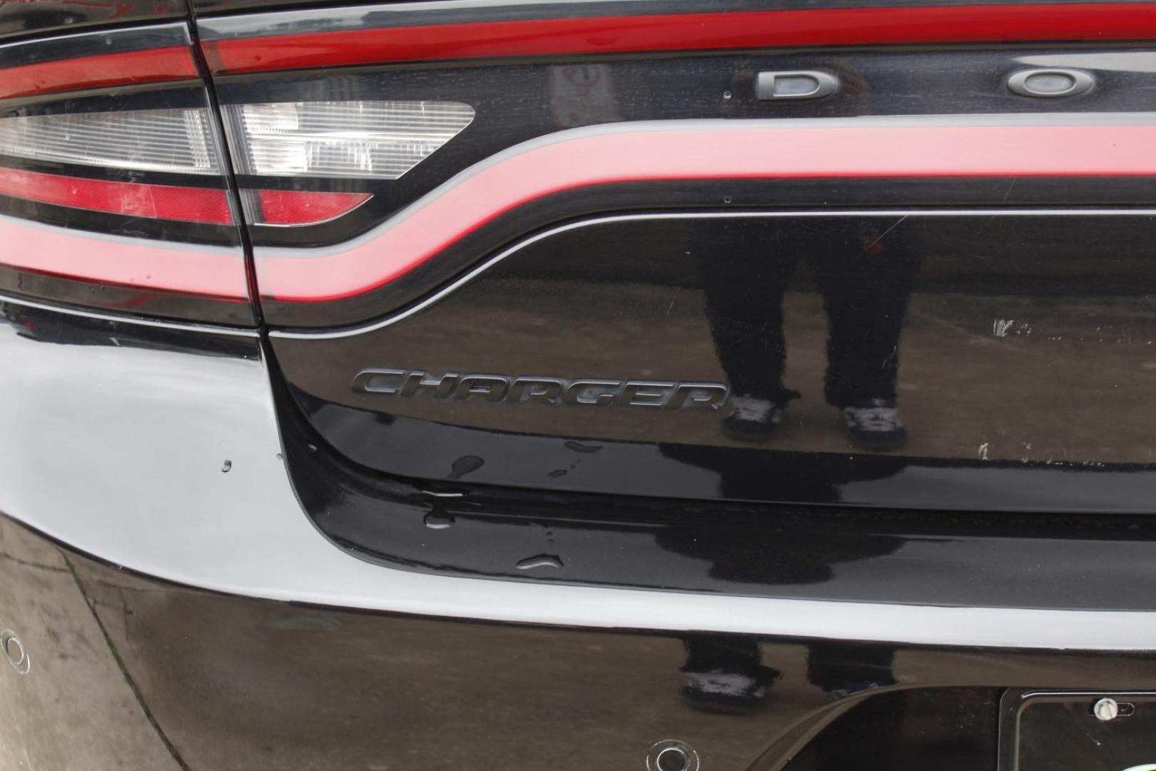 2020 Black Dodge Charger SXT RWD (2C3CDXBG8LH) with an Pentastar 3.6L V-6 DOHC engine, located at 2401 E Main St., Grand Prairie, TX, 75050, (972) 262-4440, 32.748981, -96.969643 - Photo#6