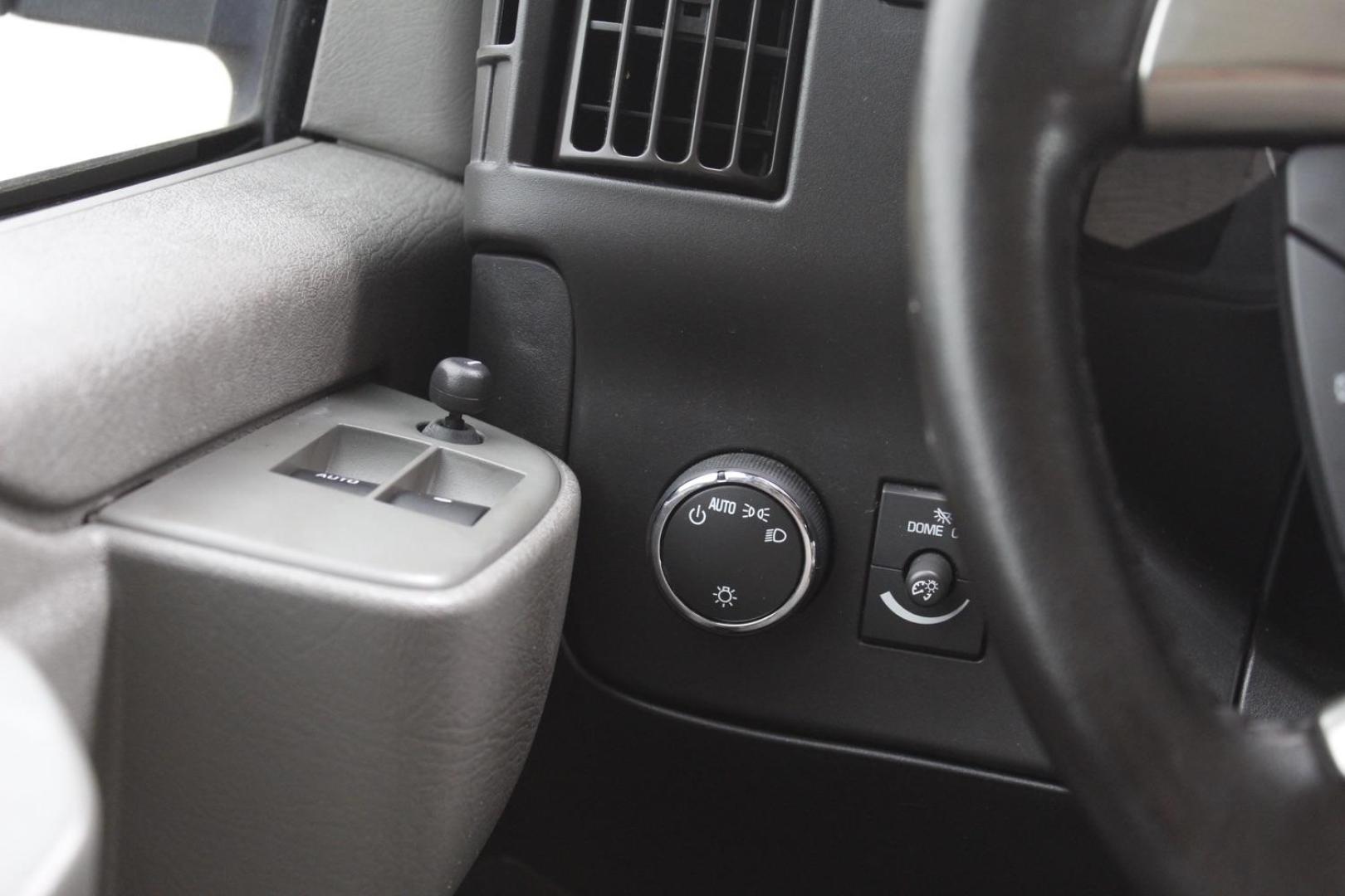 2019 Silver Chevrolet Express 2500 LT (1GAWGFFG5K1) with an 6.0L engine, located at 2401 E Main St., Grand Prairie, TX, 75050, (972) 262-4440, 32.748981, -96.969643 - Photo#19