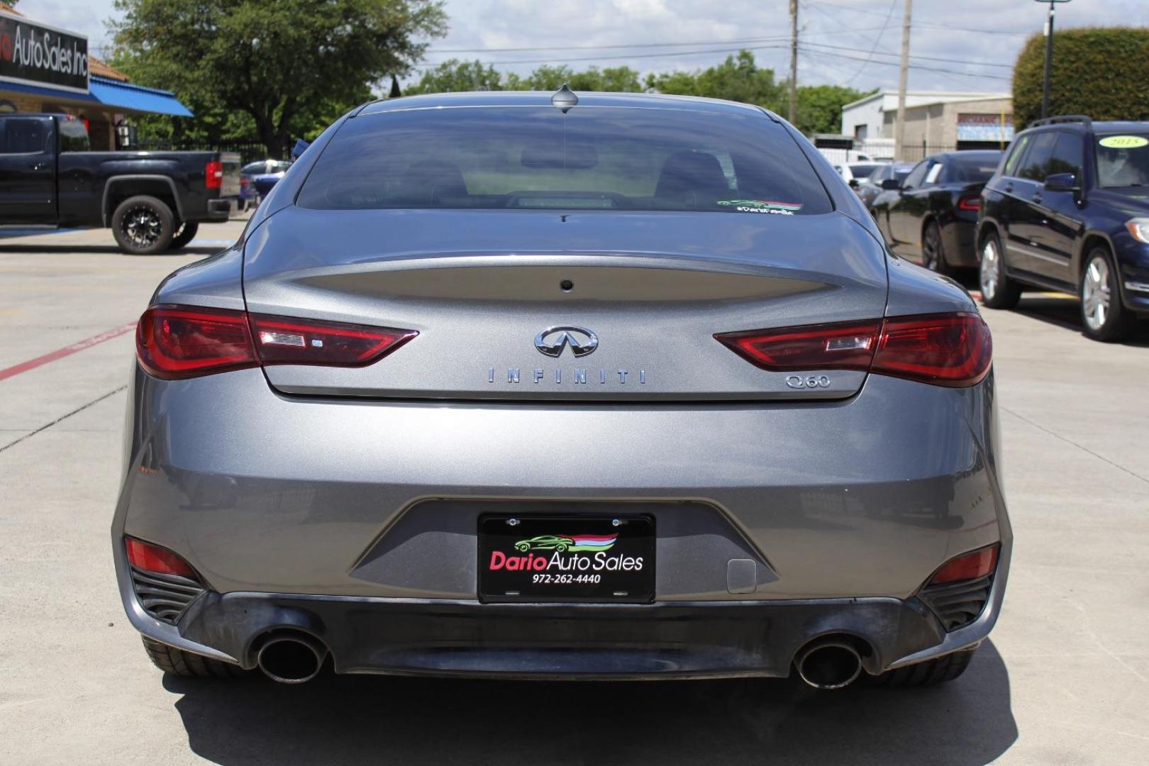 2017 Gray INFINITI Q60 3.0t Premium (JN1EV7EK3HM) with an 3L V-6 gasoline direct injection engine, located at 2401 E Main St., Grand Prairie, TX, 75050, (972) 262-4440, 32.748981, -96.969643 - Photo#5