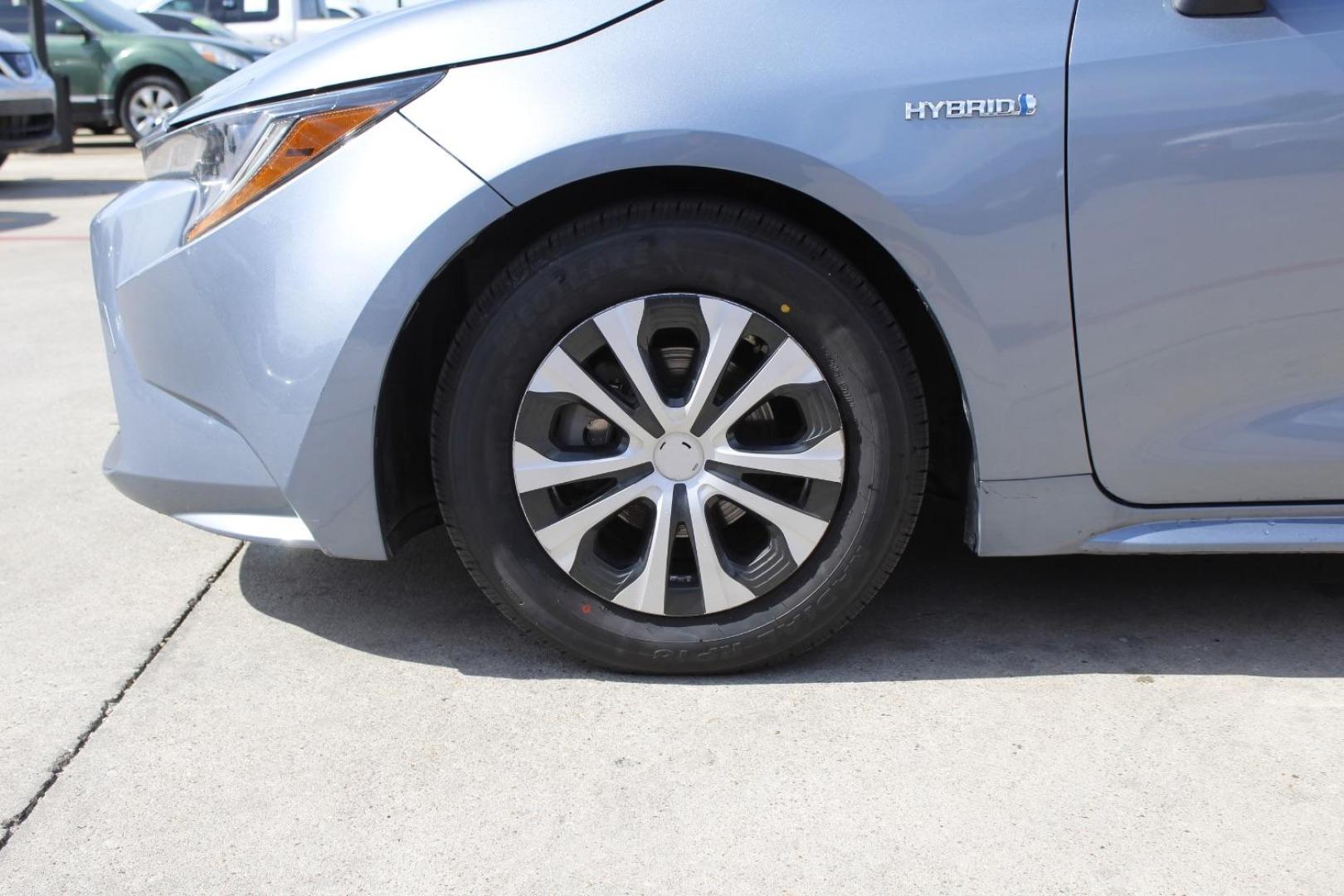 2021 Gray Toyota Corolla Hybrid LE (JTDEAMDE4MJ) with an 1.8L I-4 DOHC engine, located at 2401 E Main St., Grand Prairie, TX, 75050, (972) 262-4440, 32.748981, -96.969643 - Photo#3