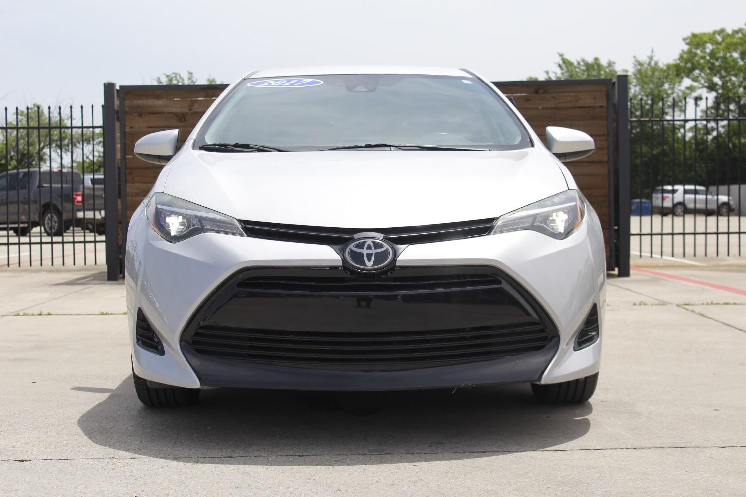 photo of 2017 Toyota Corolla LE