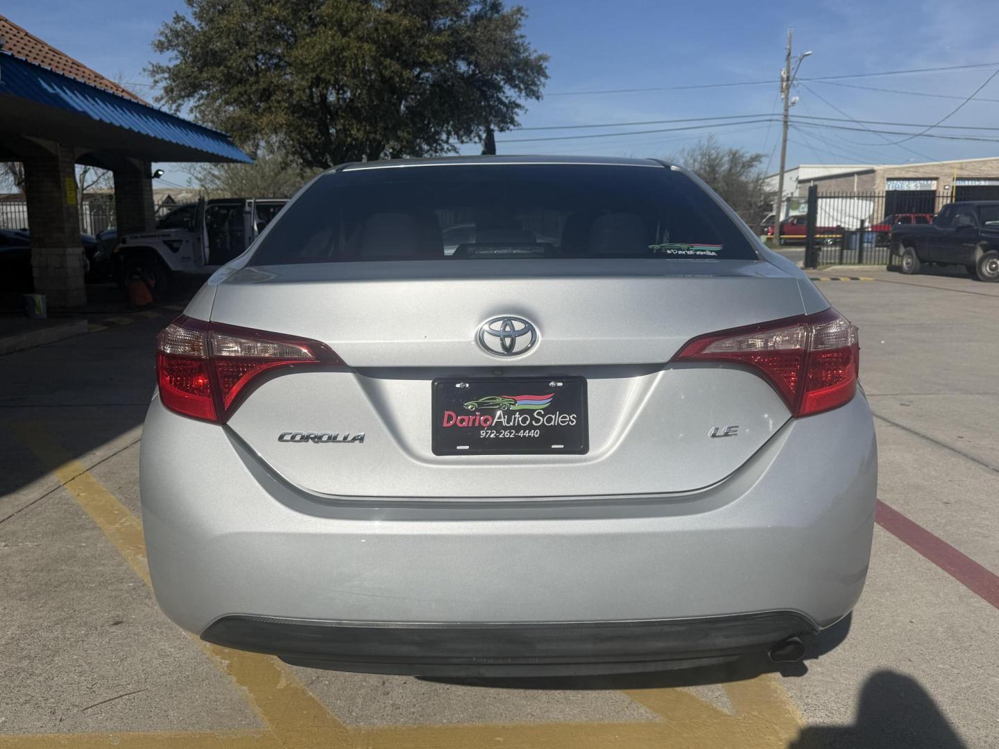 2017 Silver Toyota Corolla (5YFBURHE7HP) with an 1.8L I-4 DOHC engine, located at 2401 E Main St., Grand Prairie, TX, 75050, (972) 262-4440, 32.748981, -96.969643 - Photo#27