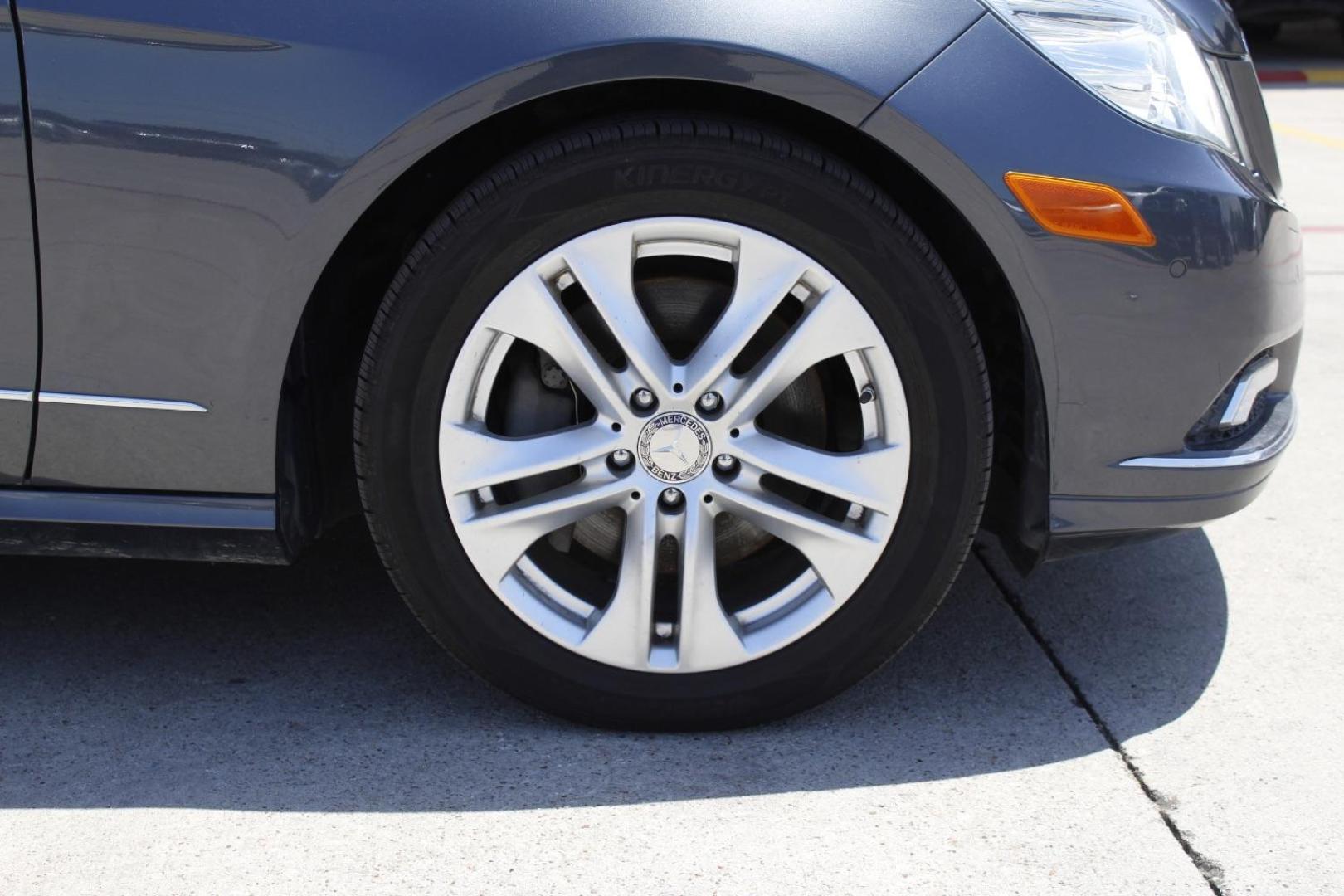 2010 Gray Mercedes-Benz E 350 4MATIC (WDDHF8HB4AA) with an 3.5L V-6 DOHC engine, located at 2401 E Main St., Grand Prairie, TX, 75050, (972) 262-4440, 32.748981, -96.969643 - Photo#10