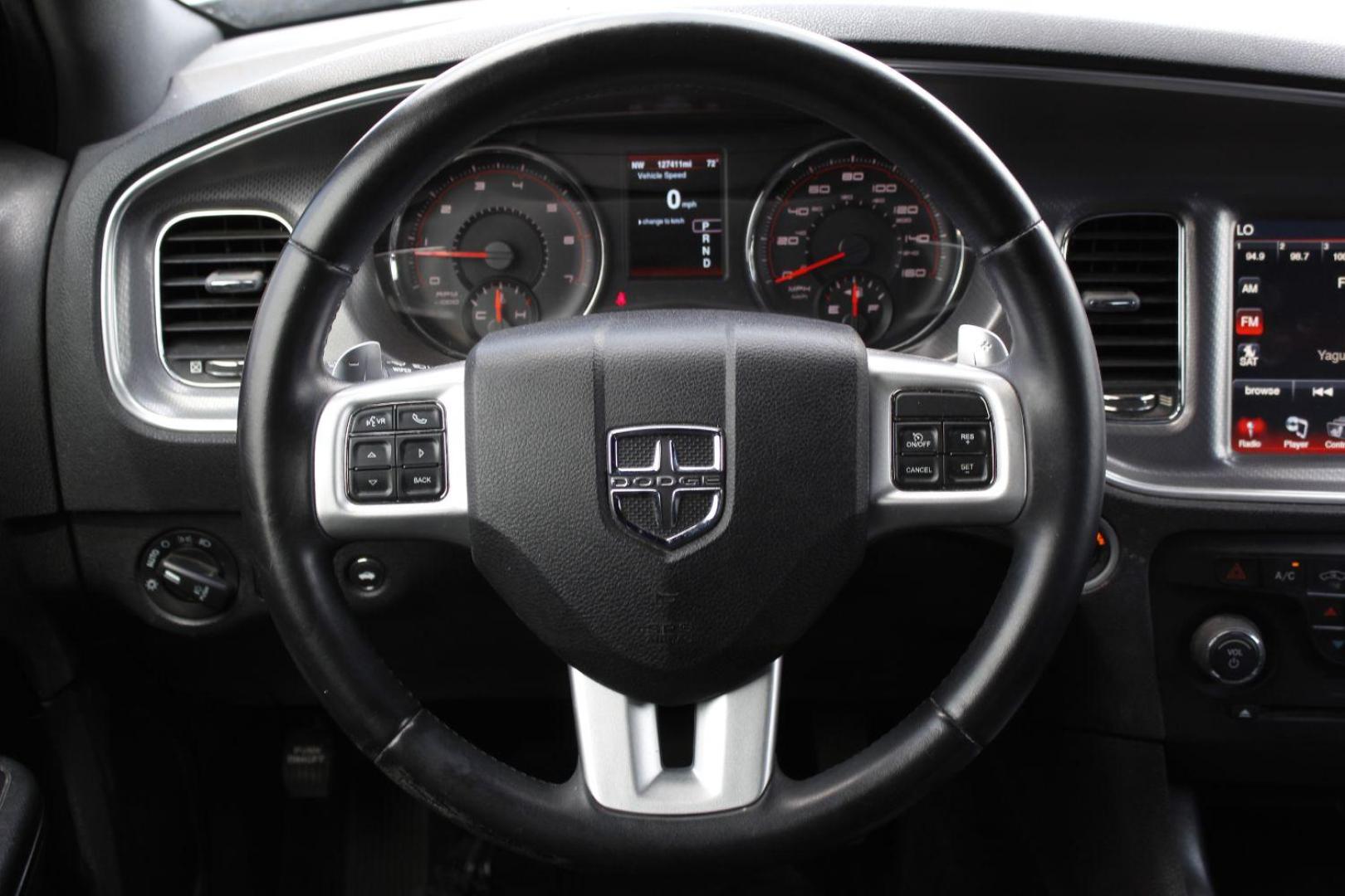 2013 Black Dodge Charger R/T (2C3CDXCT7DH) with an HEMI 5.7L V-8 variable valve control engine, located at 2401 E Main St., Grand Prairie, TX, 75050, (972) 262-4440, 32.748981, -96.969643 - Photo#23