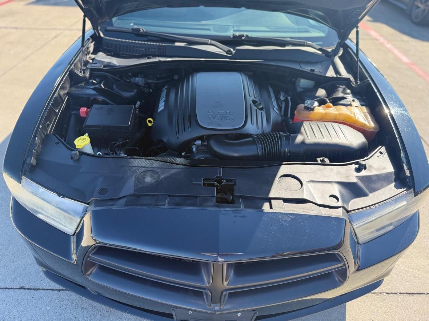 2013 Black Dodge Charger R/T (2C3CDXCT7DH) with an HEMI 5.7L V-8 variab engine, located at 2401 E Main St., Grand Prairie, TX, 75050, (972) 262-4440, 32.748981, -96.969643 - Photo#32