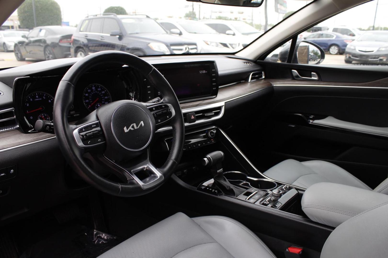 2022 Gray Kia K5 EX (5XXG34J21NG) with an Gamma-II 1.6L I-4 gasoline direct injection engine, located at 2401 E Main St., Grand Prairie, TX, 75050, (972) 262-4440, 32.748981, -96.969643 - Photo#11