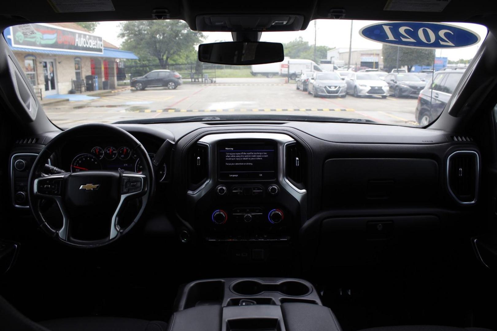 2021 Gray Chevrolet Silverado 1500 2WD Crew Cab Short Bed LT (1GCPWCED3MZ) with an 5.3L engine, located at 2401 E Main St., Grand Prairie, TX, 75050, (972) 262-4440, 32.748981, -96.969643 - Photo#15