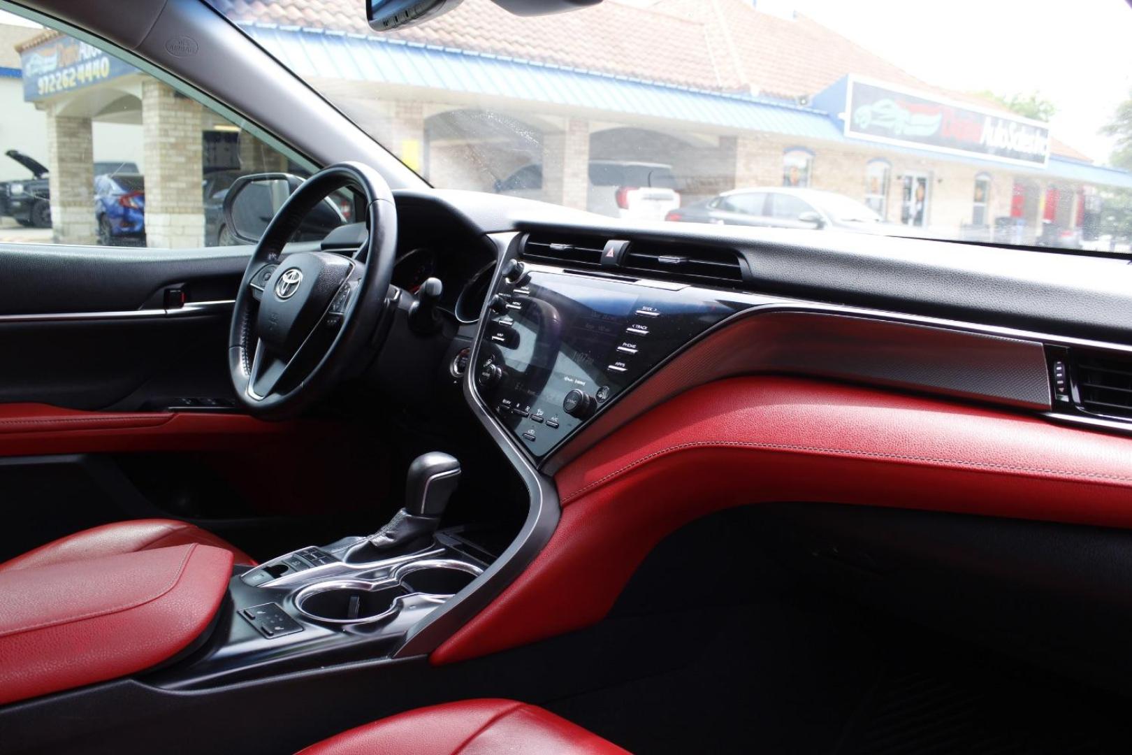 2019 Black Toyota Camry XSE (4T1B61HKXKU) with an 2.5L I-4 port/direct injection engine, located at 2401 E Main St., Grand Prairie, TX, 75050, (972) 262-4440, 32.748981, -96.969643 - Photo#13