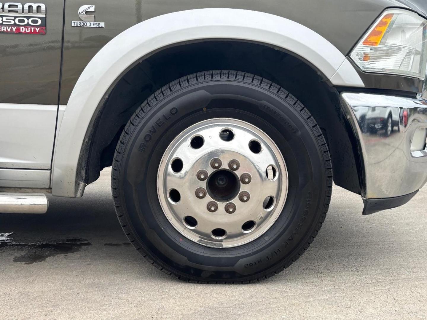 2012 Green Ram 3500 Laramie (3C63DPJLXCG) with an Cummins 6.7L I-6 diesel direct injection engine, located at 2401 E Main St., Grand Prairie, TX, 75050, (972) 262-4440, 32.748981, -96.969643 - Photo#10