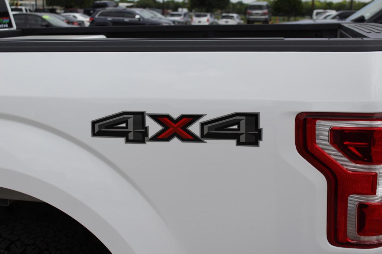 2018 White Ford F-150 XLT (1FTFX1E53JK) with an 3.3L V-6 port/direct injection engine, located at 2401 E Main St., Grand Prairie, TX, 75050, (972) 262-4440, 32.748981, -96.969643 - Photo#4