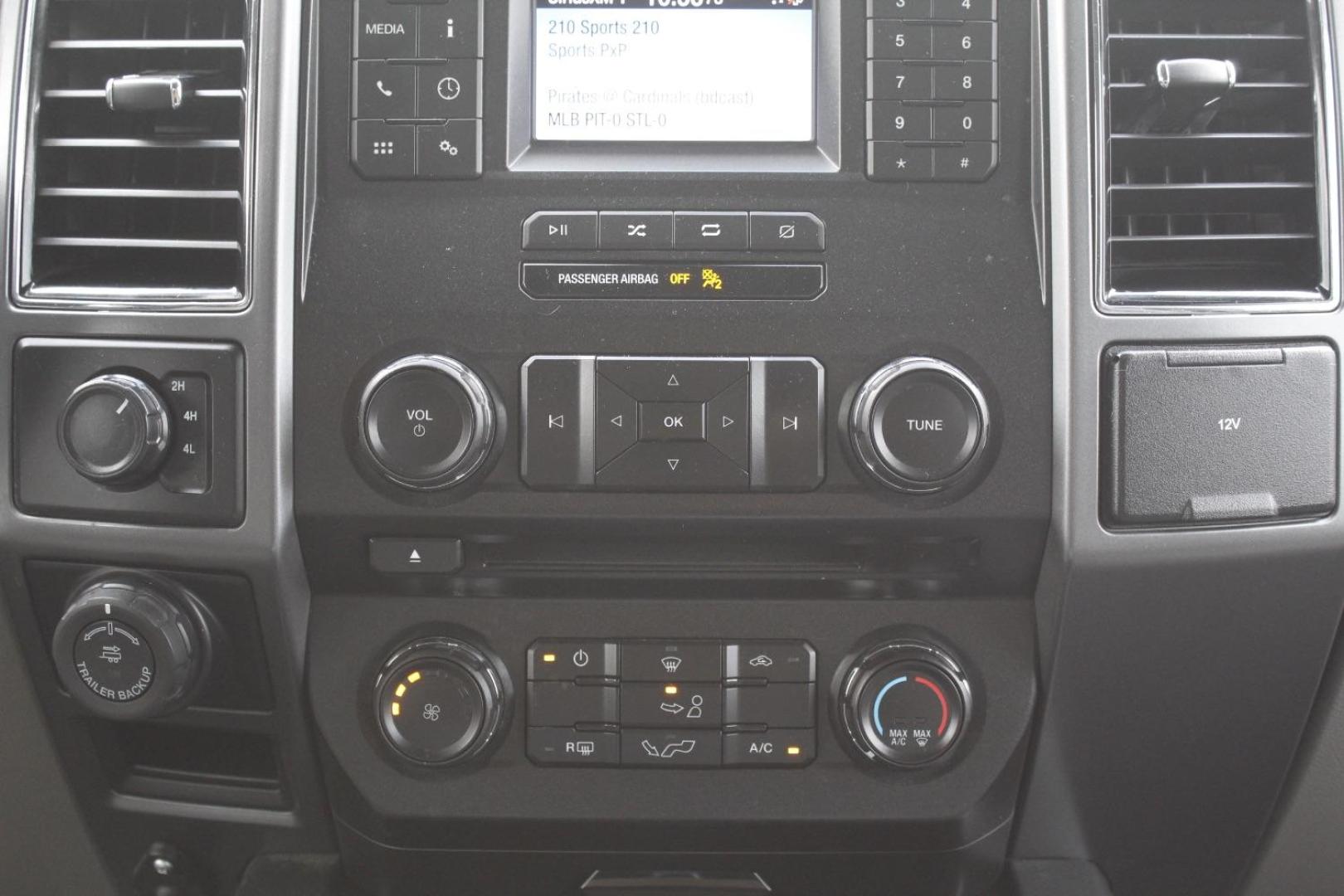 2018 White Ford F-150 XLT (1FTFX1E53JK) with an 3.3L V-6 port/direct injection engine, located at 2401 E Main St., Grand Prairie, TX, 75050, (972) 262-4440, 32.748981, -96.969643 - Photo#16