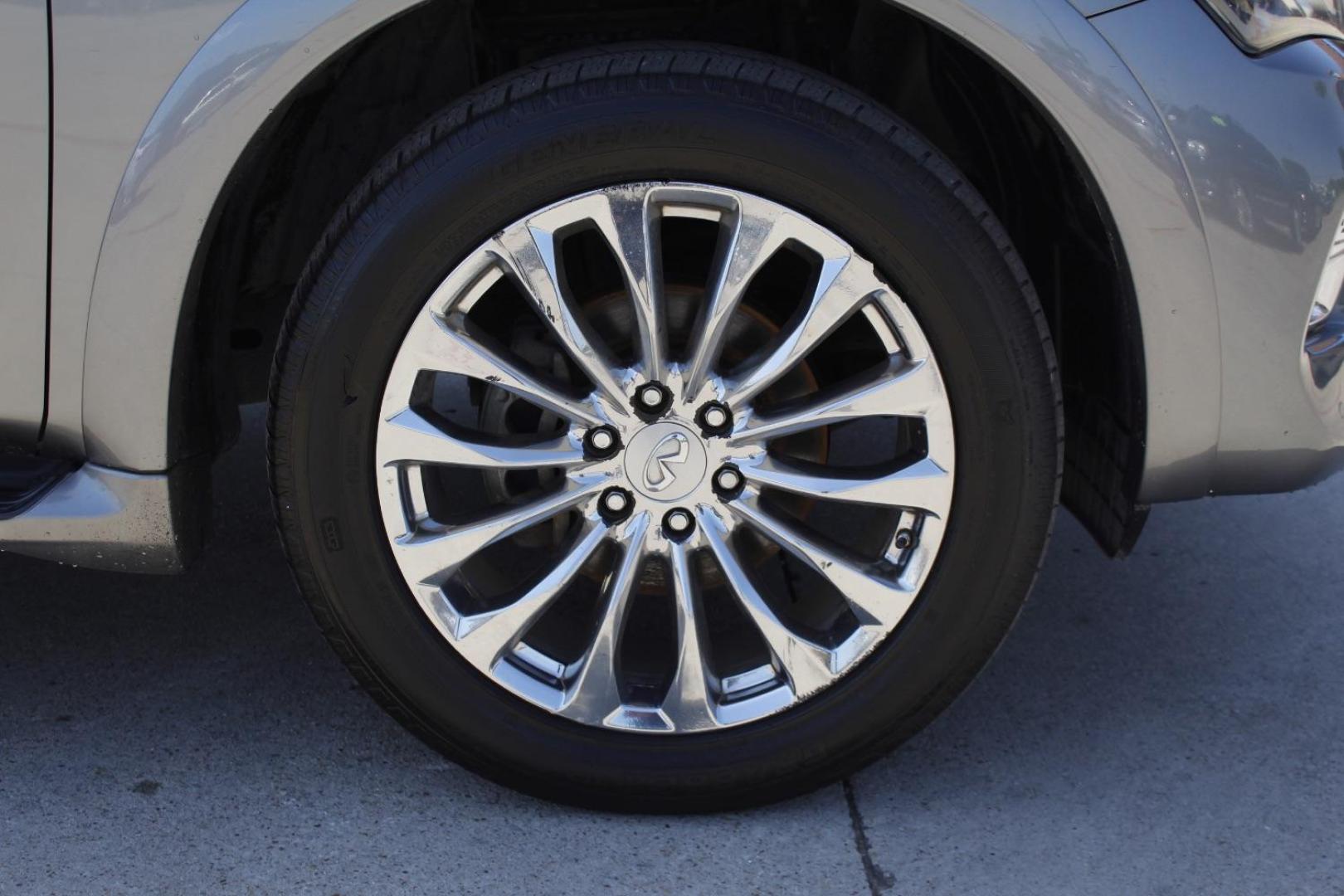 2016 Gray INFINITI QX80 4WD (JN8AZ2NE5G9) , located at 2401 E Main St., Grand Prairie, TX, 75050, (972) 262-4440, 32.748981, -96.969643 - Photo#9
