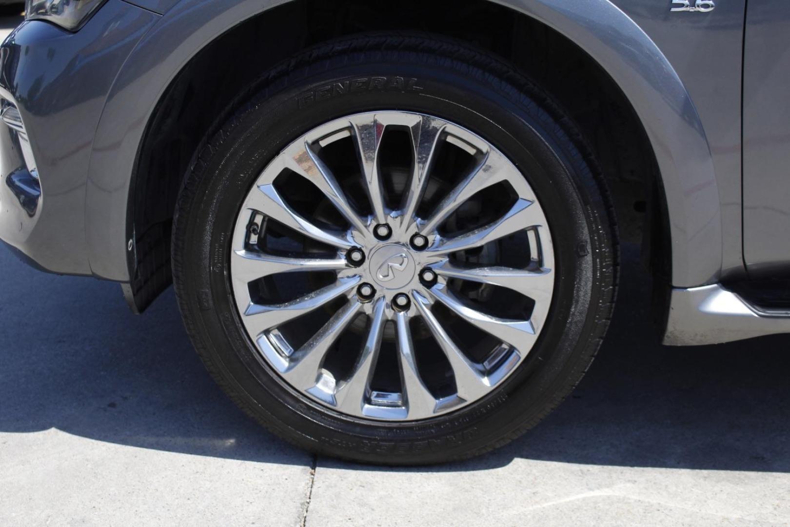 2016 Gray INFINITI QX80 4WD (JN8AZ2NE5G9) , located at 2401 E Main St., Grand Prairie, TX, 75050, (972) 262-4440, 32.748981, -96.969643 - Photo#10