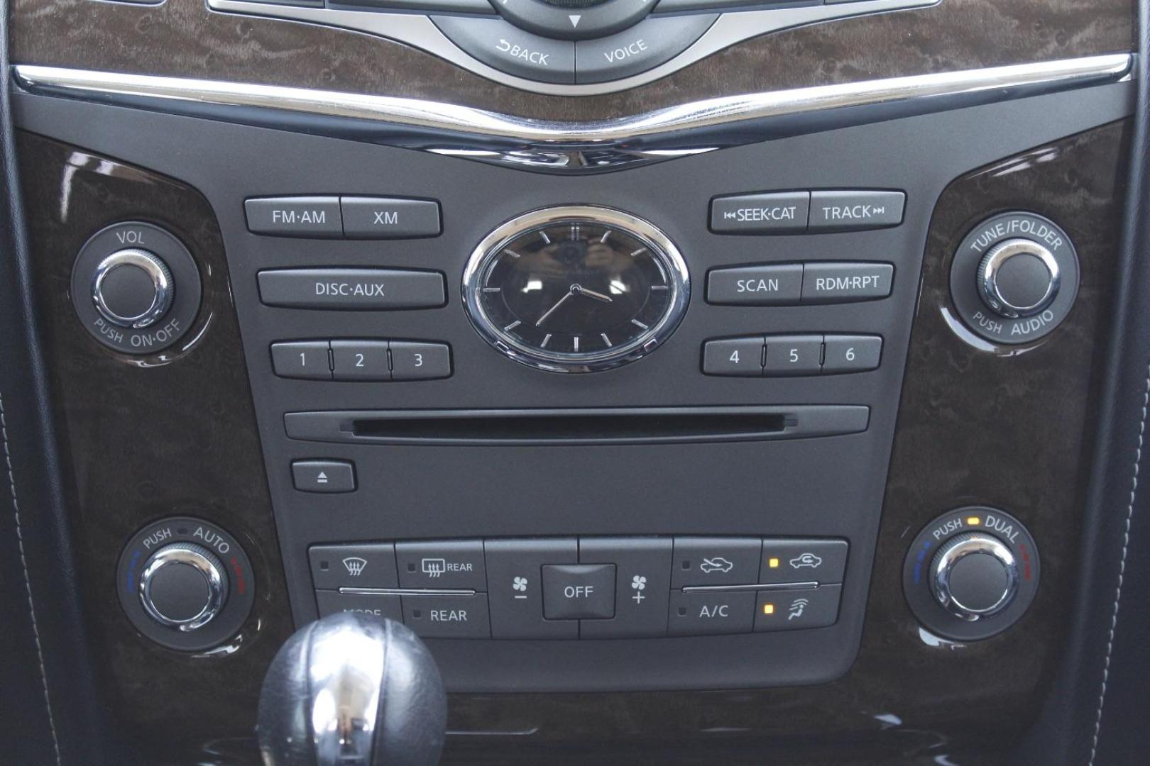 2016 Gray INFINITI QX80 4WD (JN8AZ2NE5G9) , located at 2401 E Main St., Grand Prairie, TX, 75050, (972) 262-4440, 32.748981, -96.969643 - Photo#18