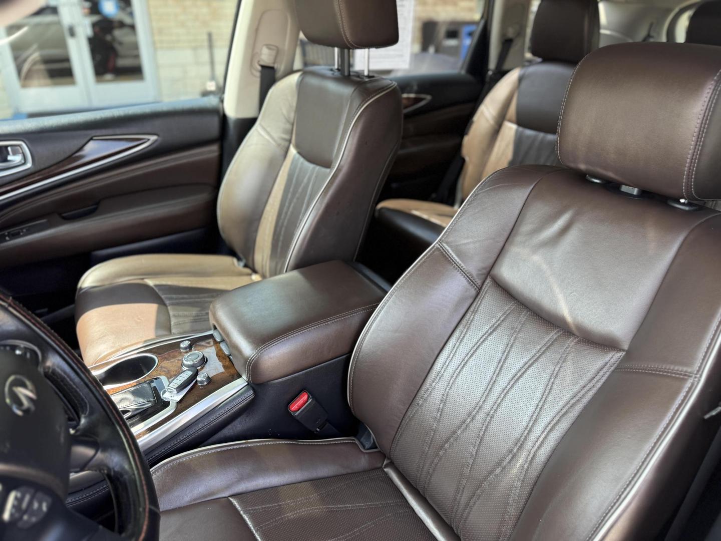 2018 White Infiniti Qx60 (5N1DL0MN7JC) , located at 2401 E Main St., Grand Prairie, TX, 75050, (972) 262-4440, 32.748981, -96.969643 - Photo#11