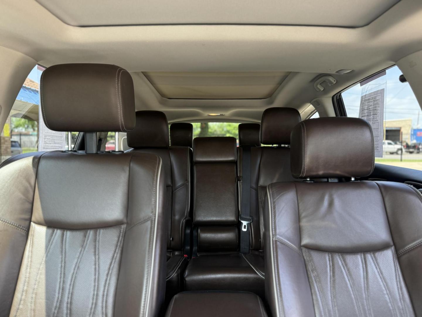 2018 White Infiniti Qx60 (5N1DL0MN7JC) , located at 2401 E Main St., Grand Prairie, TX, 75050, (972) 262-4440, 32.748981, -96.969643 - Photo#12