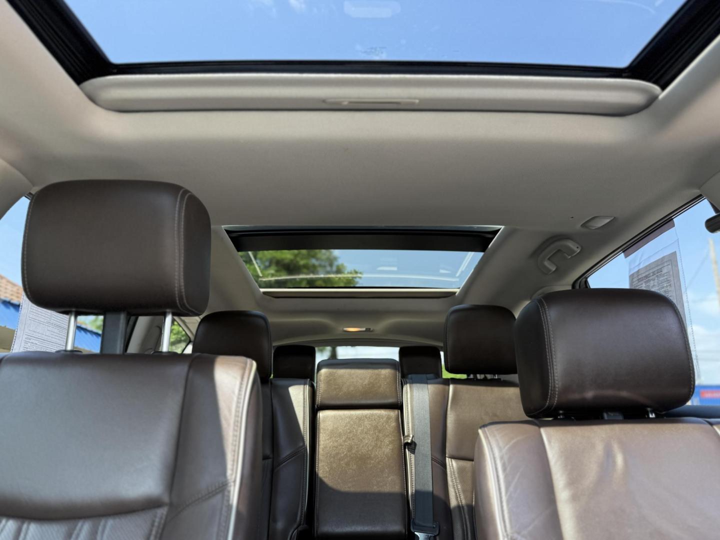 2018 White Infiniti Qx60 (5N1DL0MN7JC) , located at 2401 E Main St., Grand Prairie, TX, 75050, (972) 262-4440, 32.748981, -96.969643 - Photo#13