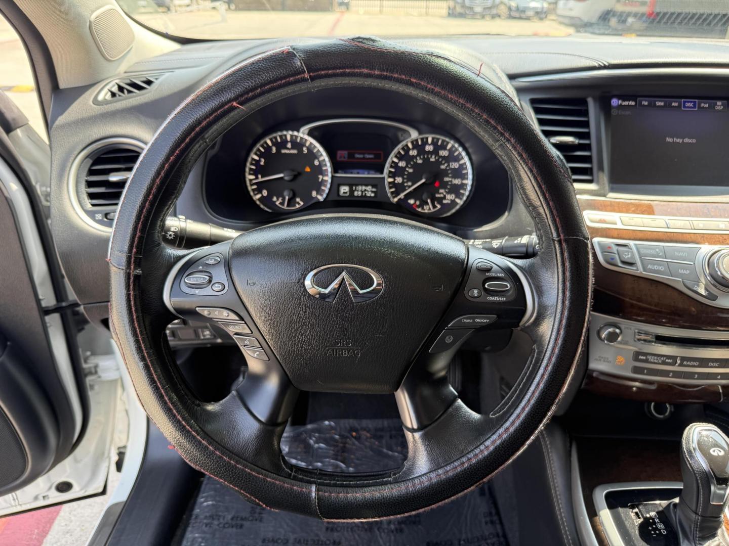 2018 White Infiniti Qx60 (5N1DL0MN7JC) , located at 2401 E Main St., Grand Prairie, TX, 75050, (972) 262-4440, 32.748981, -96.969643 - Photo#18