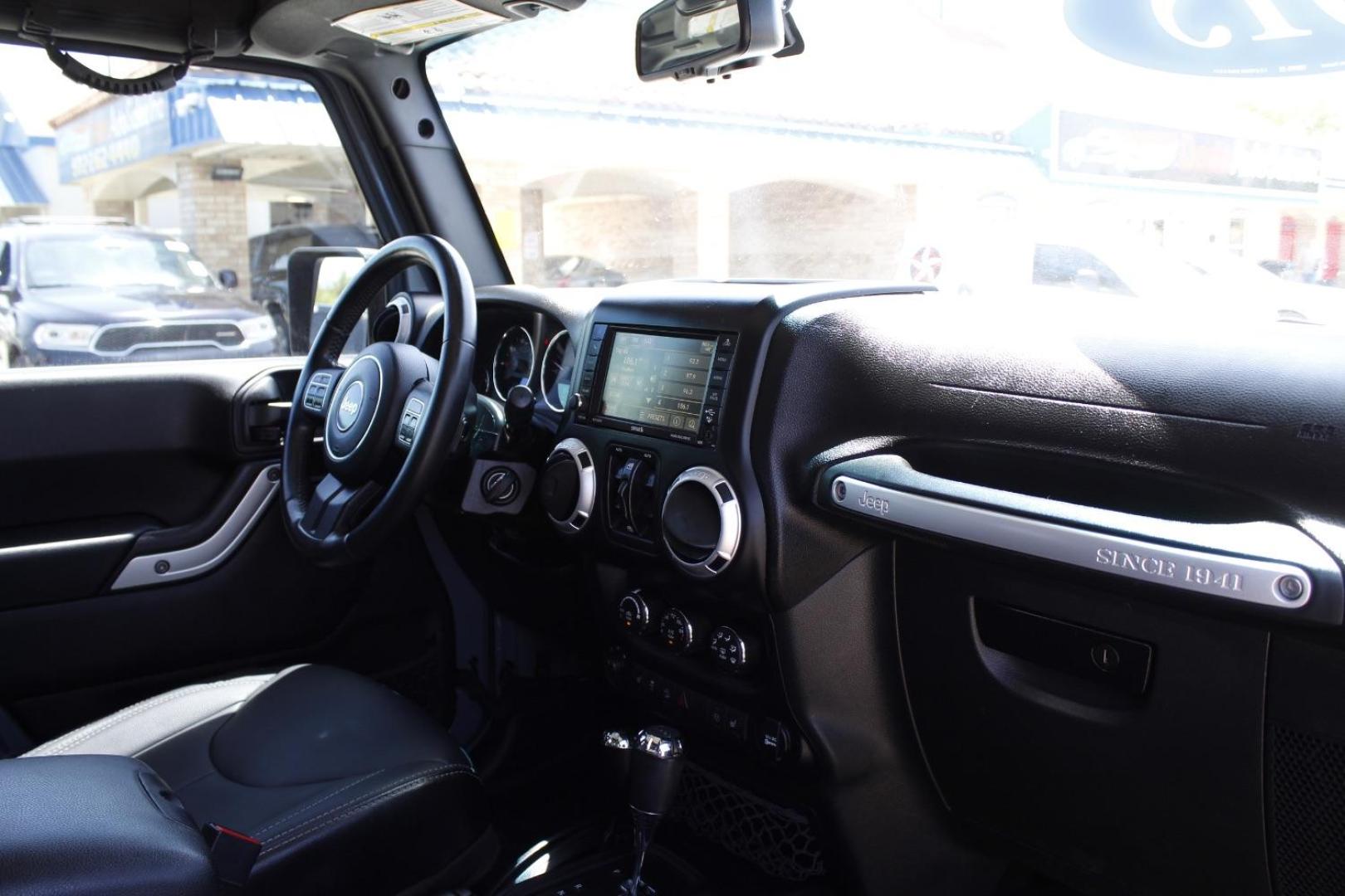 2015 Gray Jeep Wrangler Unlimited Sahara 4WD (1C4BJWEGXFL) with an 3.6L V6 DOHC 24V FFV engine, located at 2401 E Main St., Grand Prairie, TX, 75050, (972) 262-4440, 32.748981, -96.969643 - Photo#12