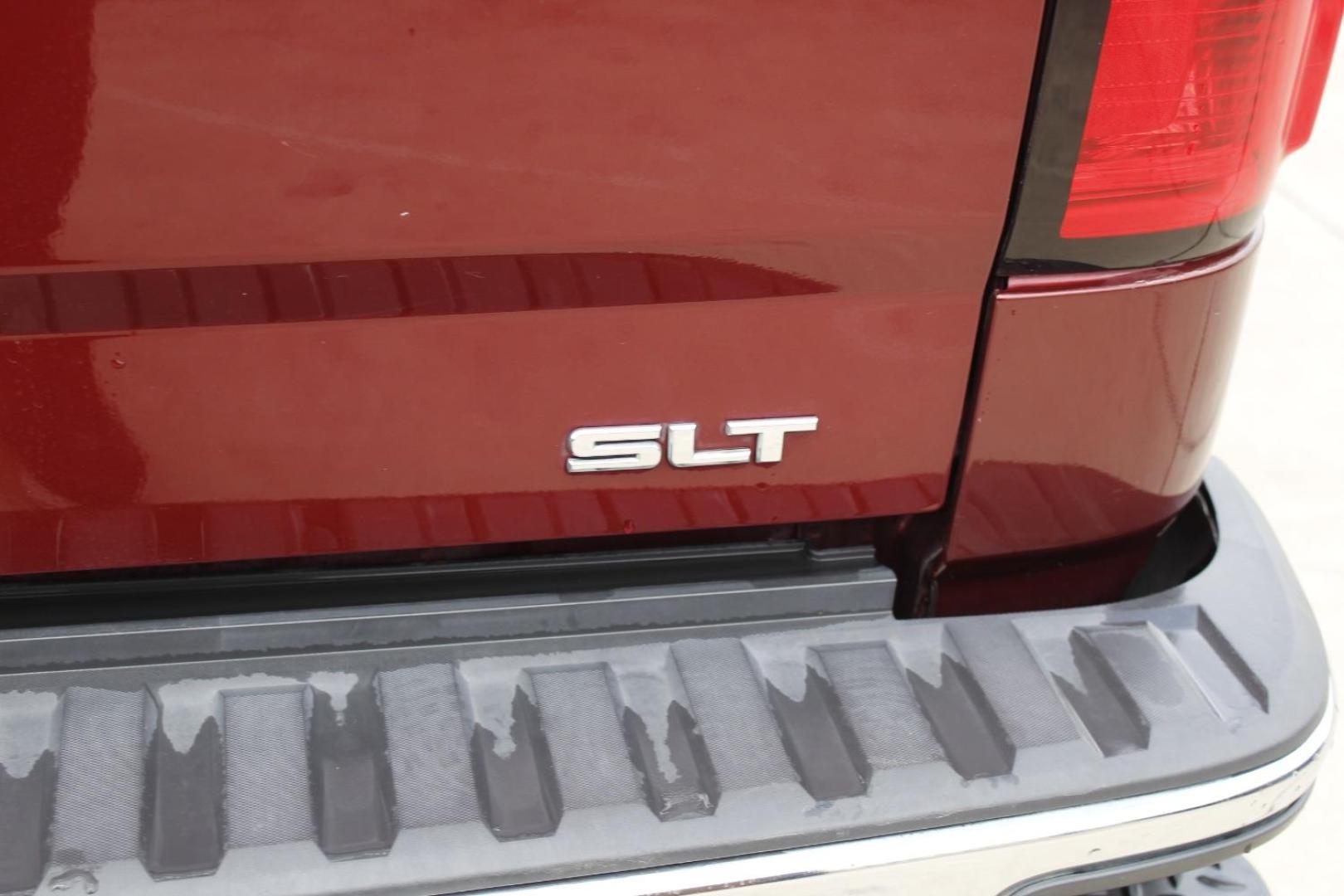 2014 Red GMC Sierra 1500 SLT (3GTU1VEC9EG) with an 5.3L engine, located at 2401 E Main St., Grand Prairie, TX, 75050, (972) 262-4440, 32.748981, -96.969643 - Photo#8
