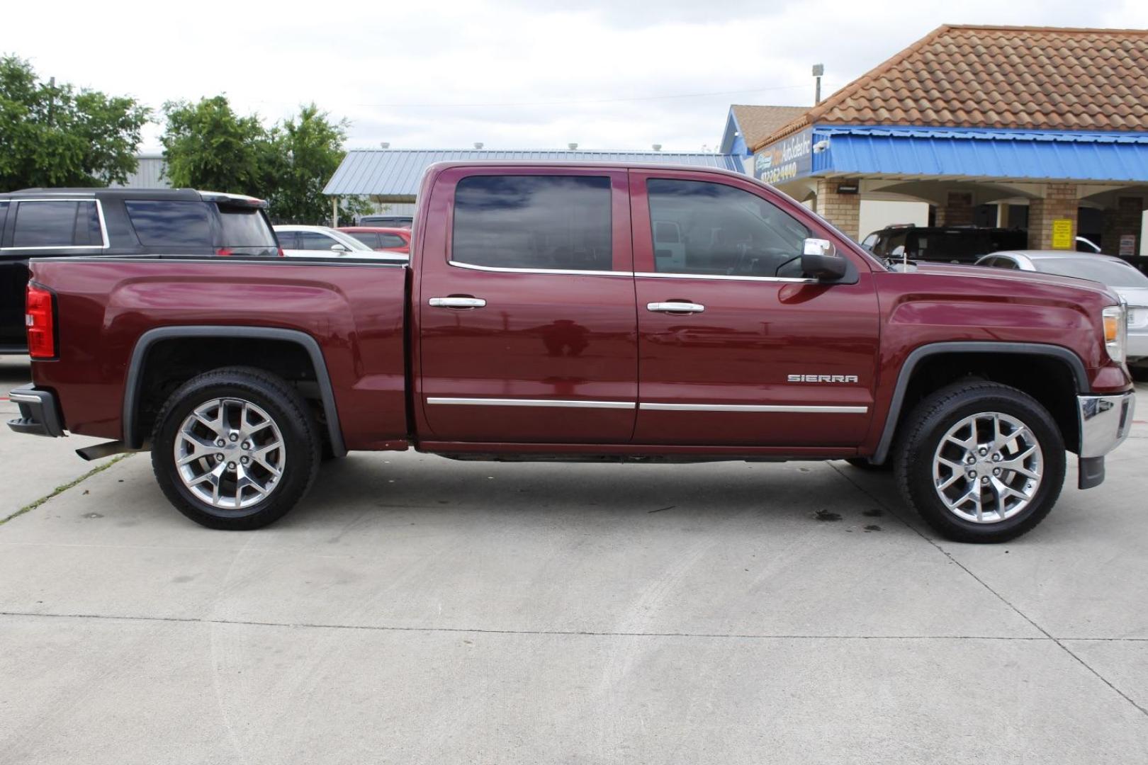 2014 Red GMC Sierra 1500 SLT (3GTU1VEC9EG) with an 5.3L engine, located at 2401 E Main St., Grand Prairie, TX, 75050, (972) 262-4440, 32.748981, -96.969643 - Photo#9