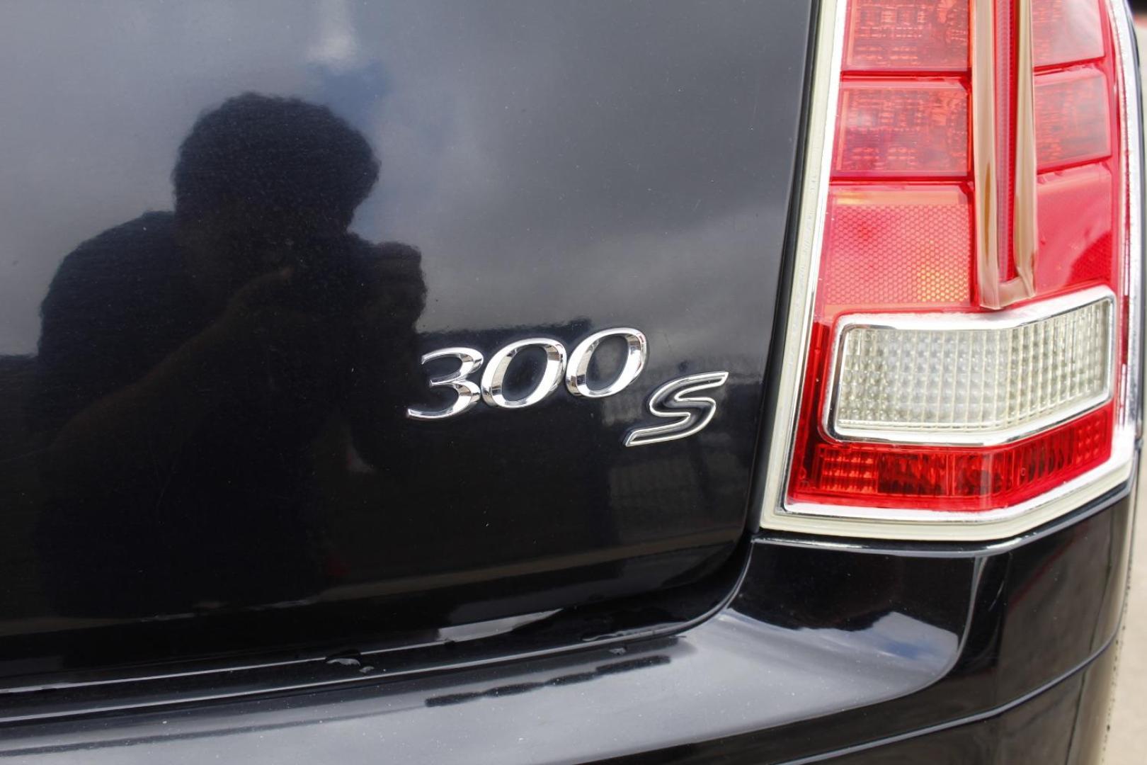 2014 Black Chrysler 300 300S (2C3CCABG5EH) , located at 2401 E Main St., Grand Prairie, TX, 75050, (972) 262-4440, 32.748981, -96.969643 - Photo#7