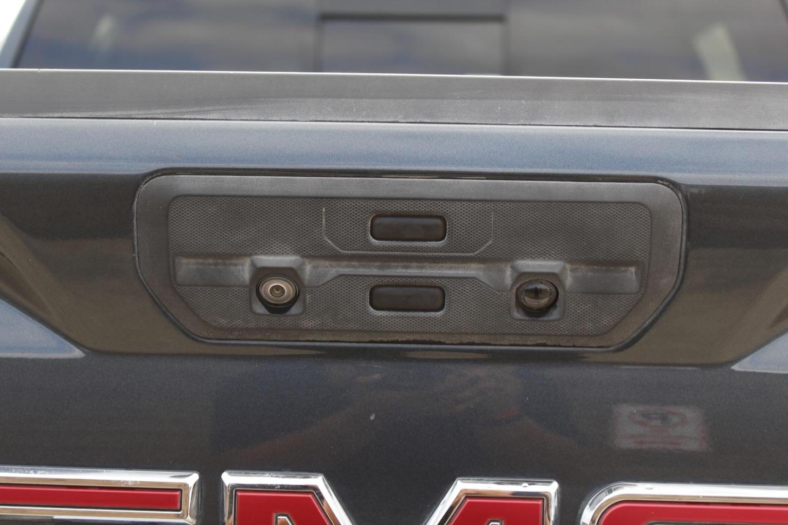 2019 Gray GMC Sierra 1500 SLT (3GTU9DED5KG) , located at 2401 E Main St., Grand Prairie, TX, 75050, (972) 262-4440, 32.748981, -96.969643 - Photo#7