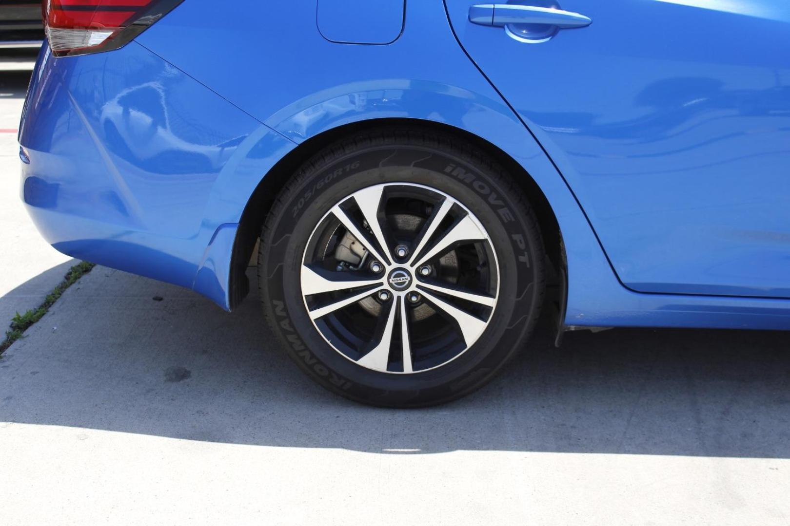 2021 Blue Nissan Sentra SV Xtronic CVT (3N1AB8CV5MY) with an 2L I-4 gasoline direct injection engine, located at 2401 E Main St., Grand Prairie, TX, 75050, (972) 262-4440, 32.748981, -96.969643 - Photo#11