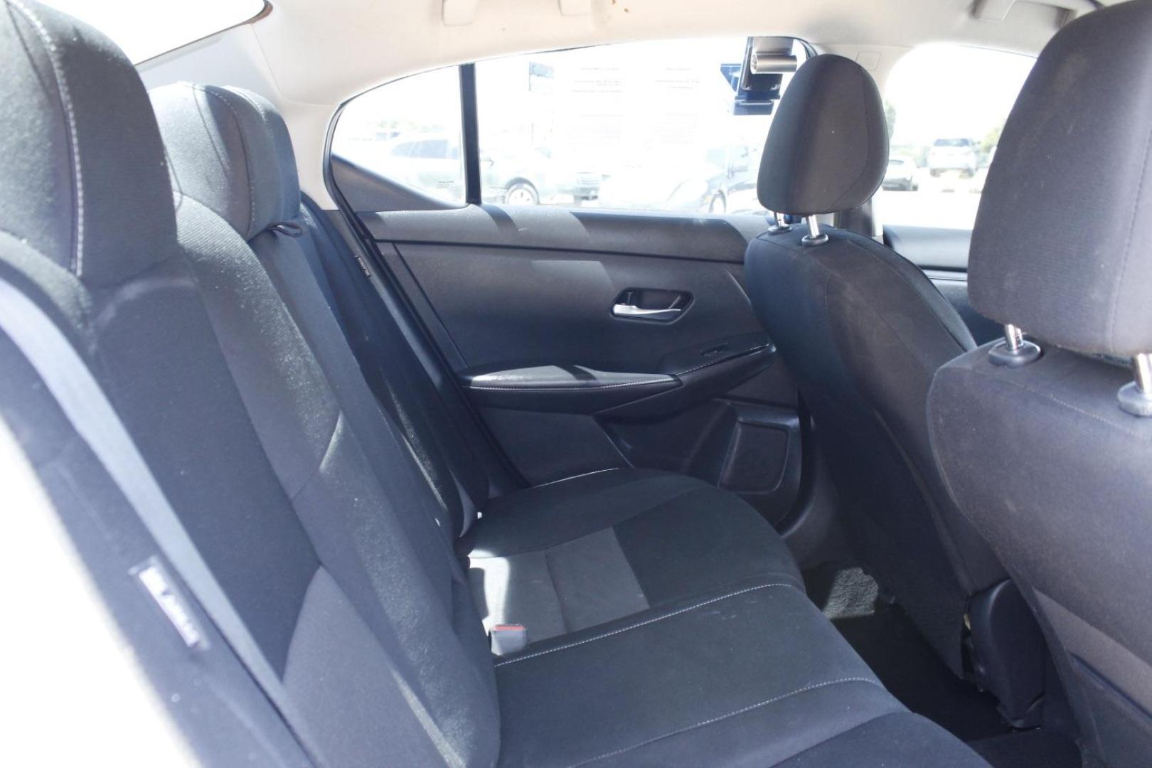 2021 Blue Nissan Sentra SV Xtronic CVT (3N1AB8CV5MY) with an 2L I-4 gasoline direct injection engine, located at 2401 E Main St., Grand Prairie, TX, 75050, (972) 262-4440, 32.748981, -96.969643 - Photo#14