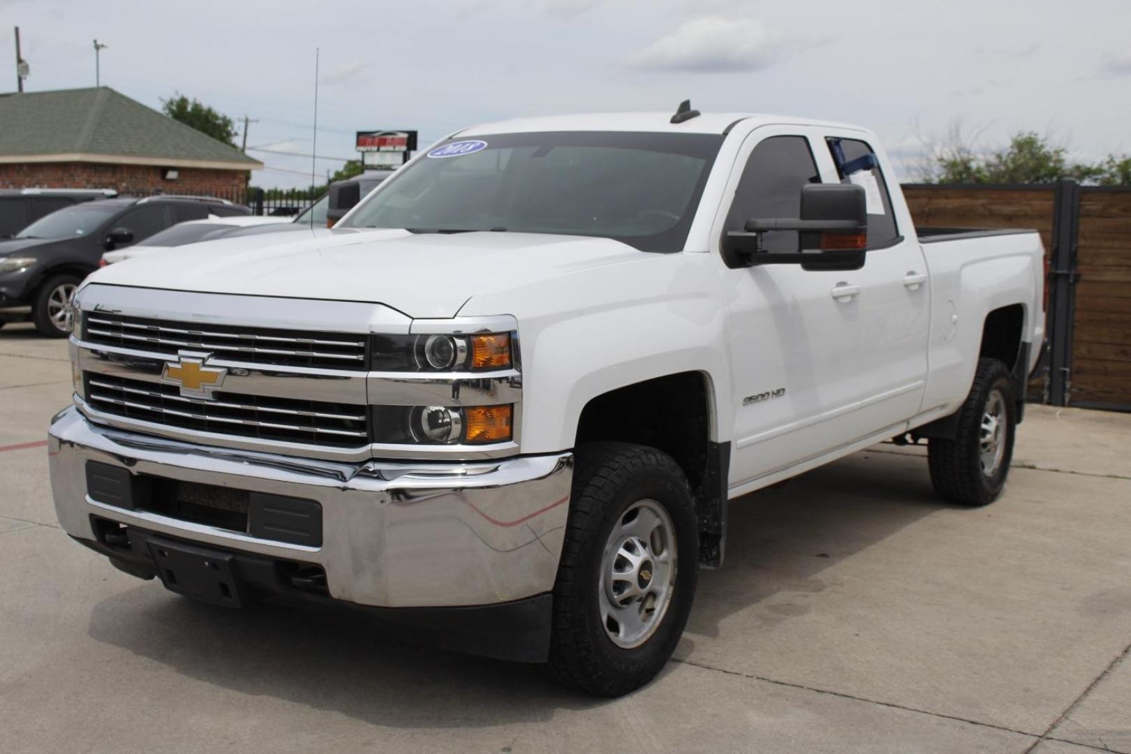 2018 White Chevrolet Silverado 2500HD LT (1GC2KVEG4JZ) , located at 2401 E Main St., Grand Prairie, TX, 75050, (972) 262-4440, 32.748981, -96.969643 - Photo#1