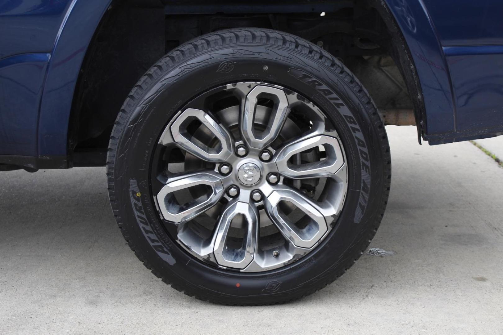 2020 Blue Ram 1500 Laramie Crew Cab 4x4 5'7 Box (1C6SRFJT3LN) , located at 2401 E Main St., Grand Prairie, TX, 75050, (972) 262-4440, 32.748981, -96.969643 - Photo#5