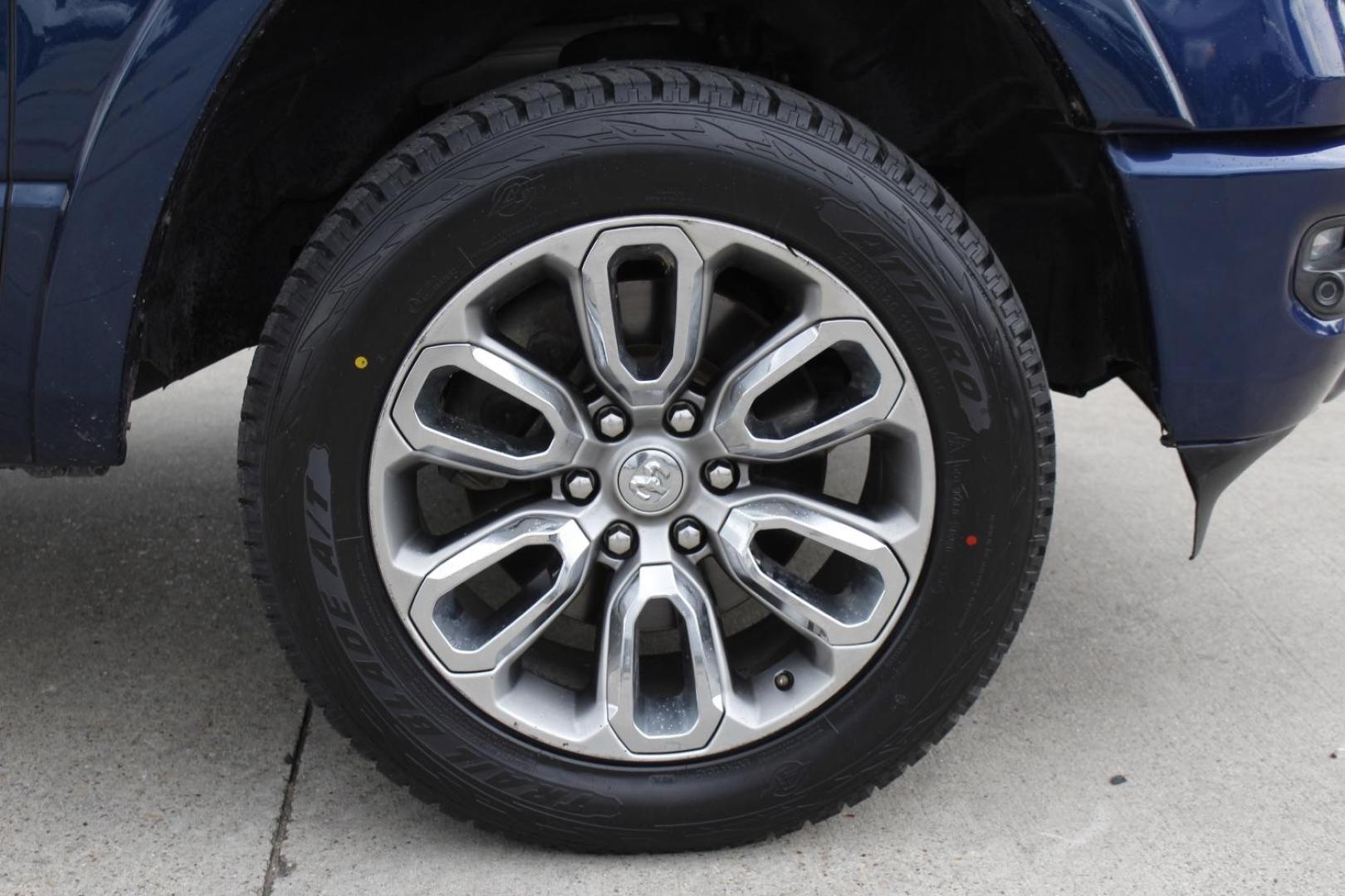 2020 Blue Ram 1500 Laramie Crew Cab 4x4 5'7 Box (1C6SRFJT3LN) , located at 2401 E Main St., Grand Prairie, TX, 75050, (972) 262-4440, 32.748981, -96.969643 - Photo#11