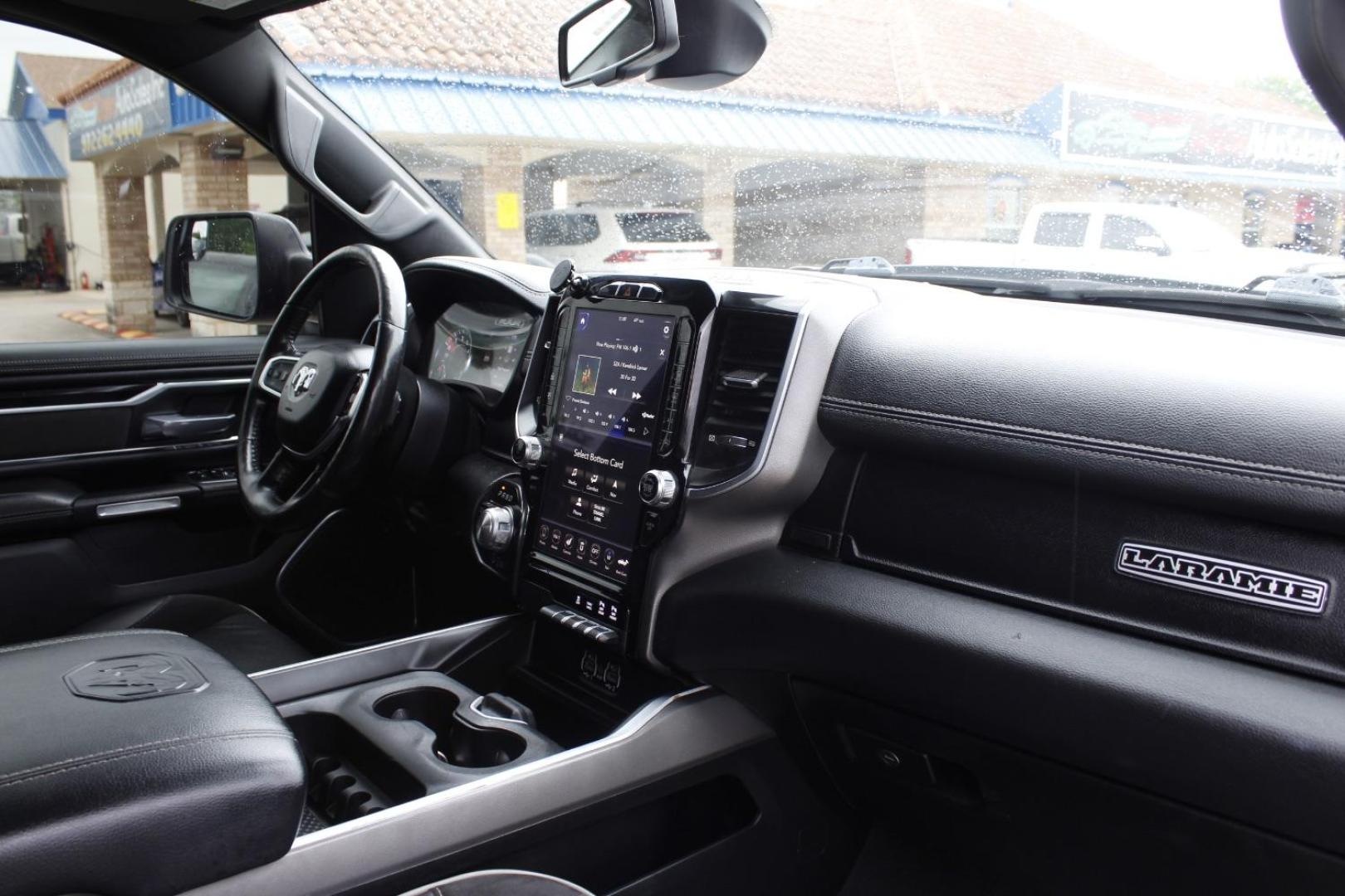 2020 Blue Ram 1500 Laramie Crew Cab 4x4 5'7 Box (1C6SRFJT3LN) , located at 2401 E Main St., Grand Prairie, TX, 75050, (972) 262-4440, 32.748981, -96.969643 - Photo#15