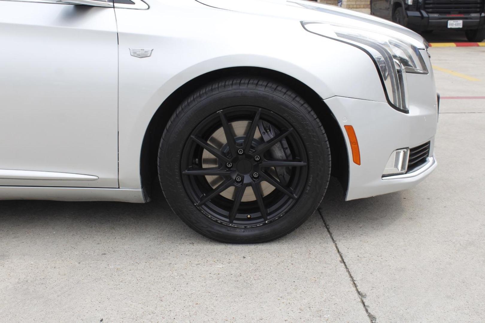 2019 Silver Cadillac XTS Luxury (2G61M5S38K9) with an 3.6L V-6 gasoline direct injection engine, located at 2401 E Main St., Grand Prairie, TX, 75050, (972) 262-4440, 32.748981, -96.969643 - Photo#10